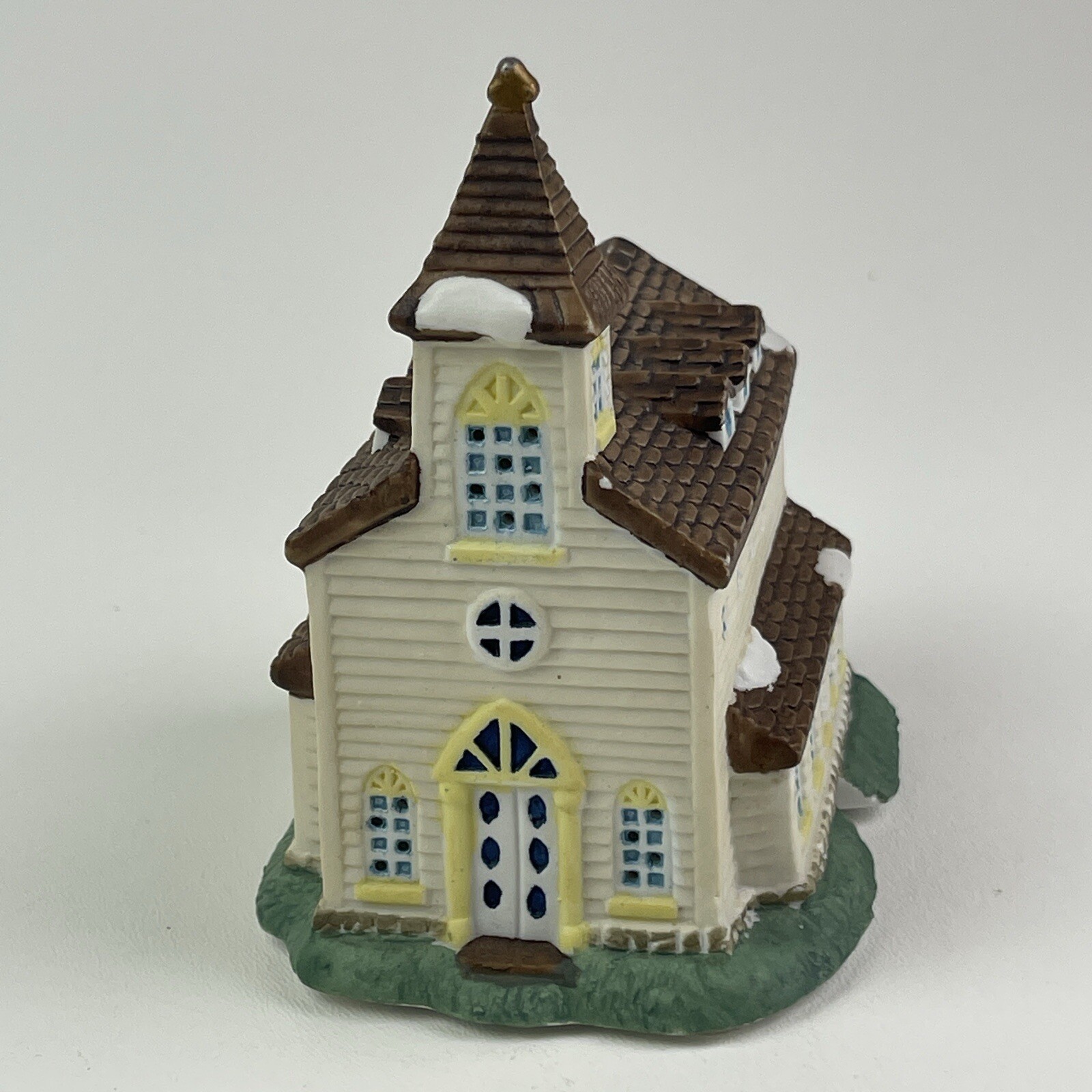 Vintage Home Town America Collection Church w/ Steeple Village Porcelain 1994