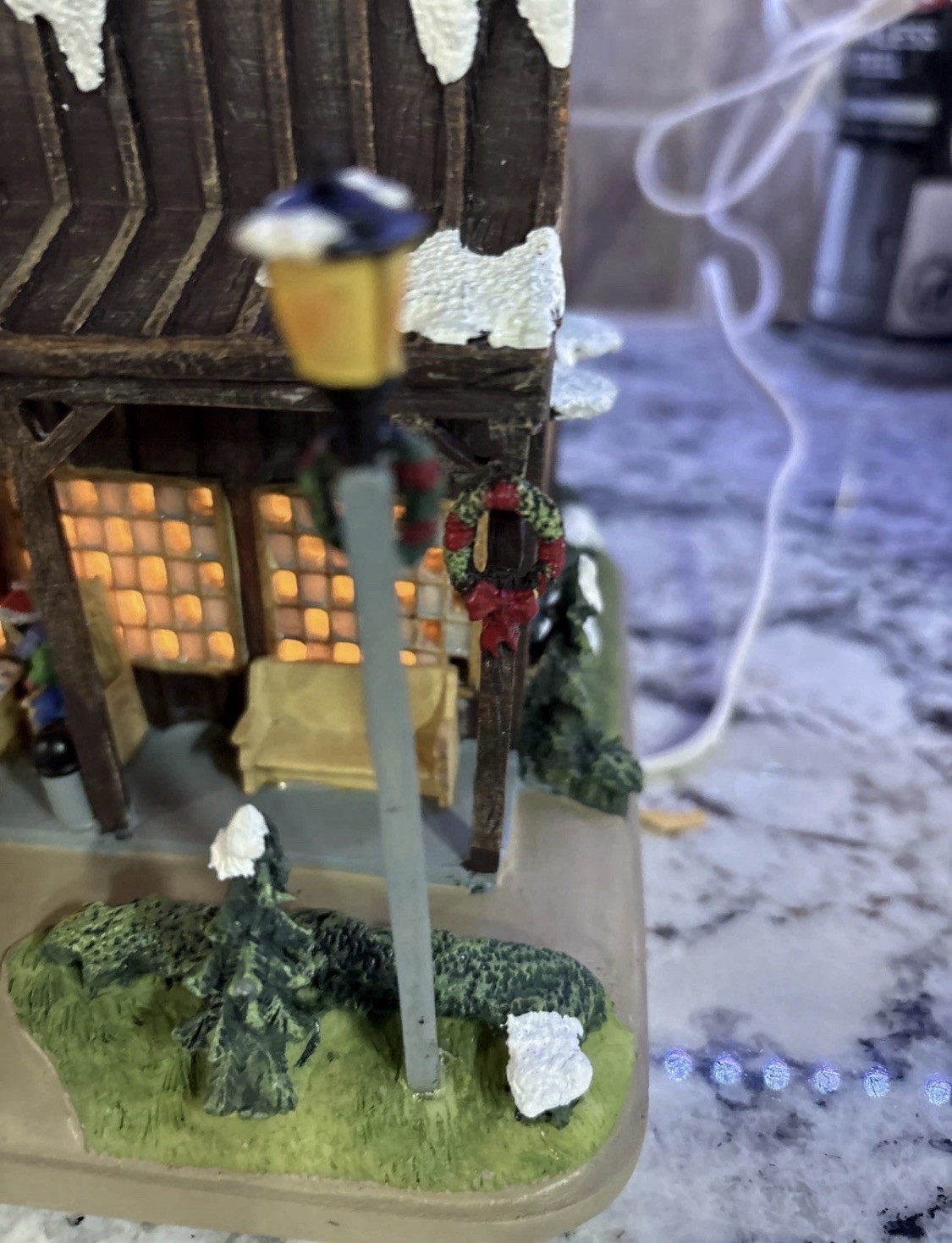 Cracker Barrel Christmas Village Light-Up Old Country Store W/Box Cord 2005 Work