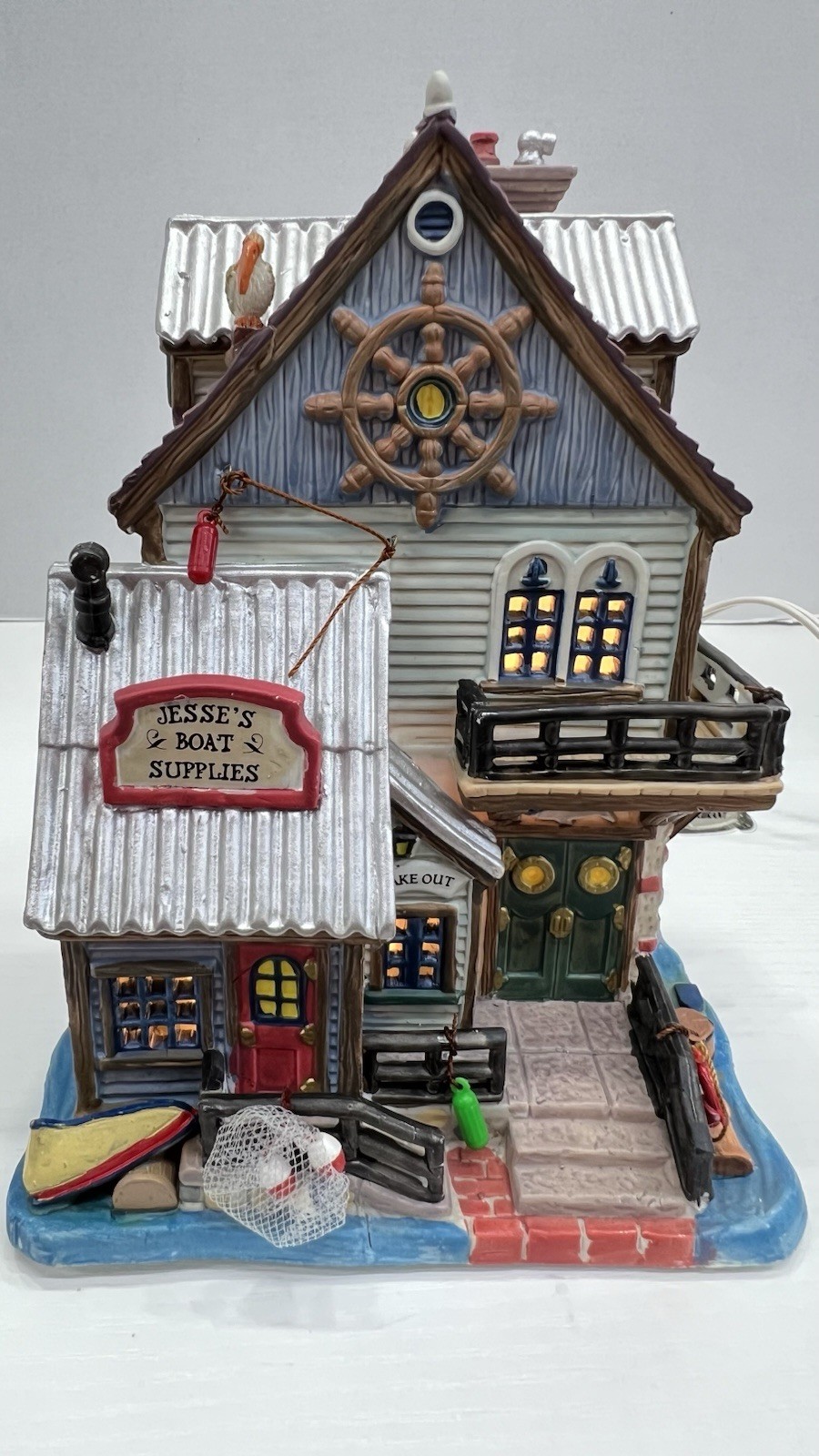 Lemax Plymouth Corners “Jesse’s Boat Supplies & Restaurant” 85698 RARE & NEW !