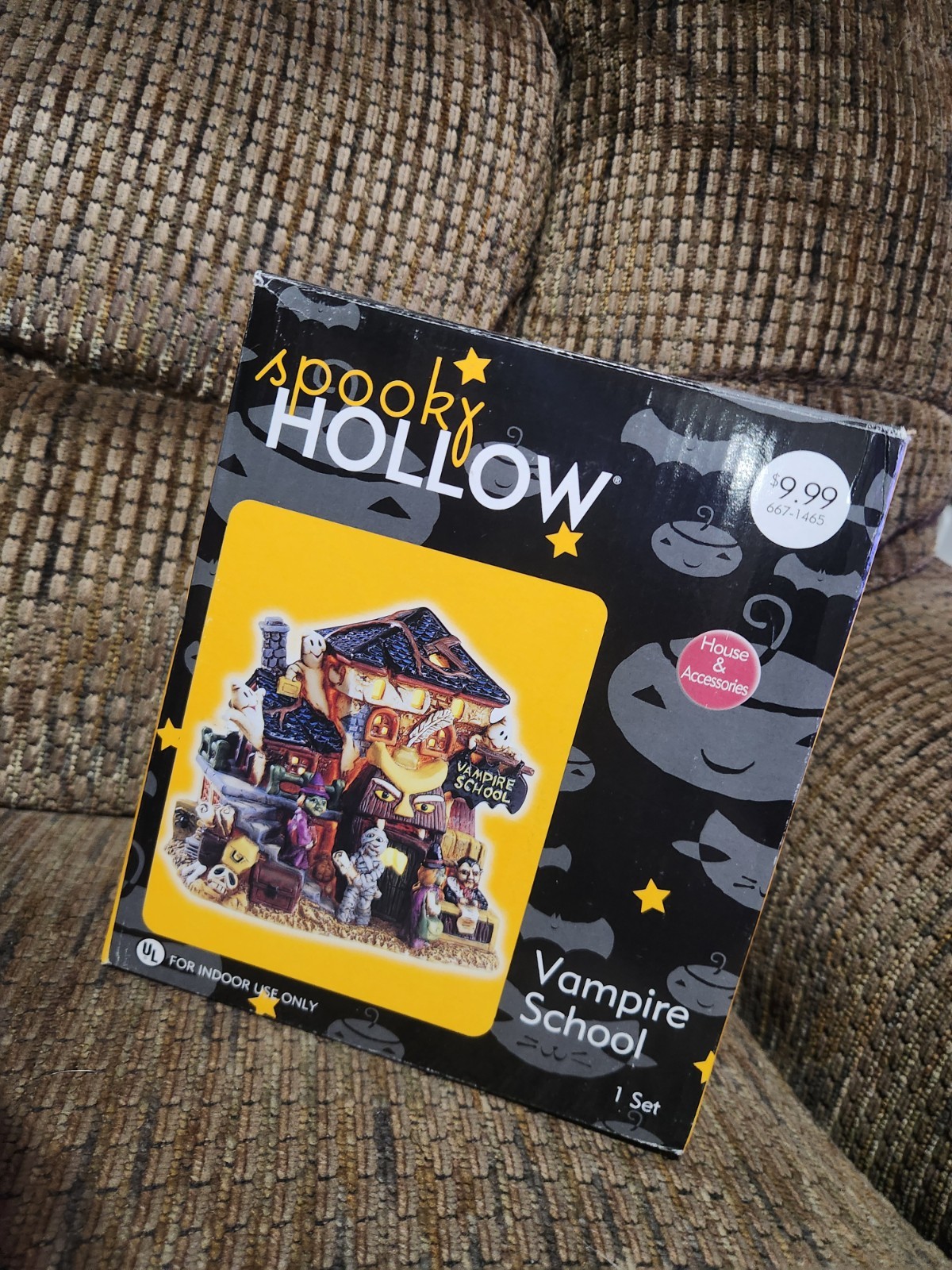 Vintage Spooky Hollow Vampire School Halloween House Lighted 6x5x5″ 2003 Works