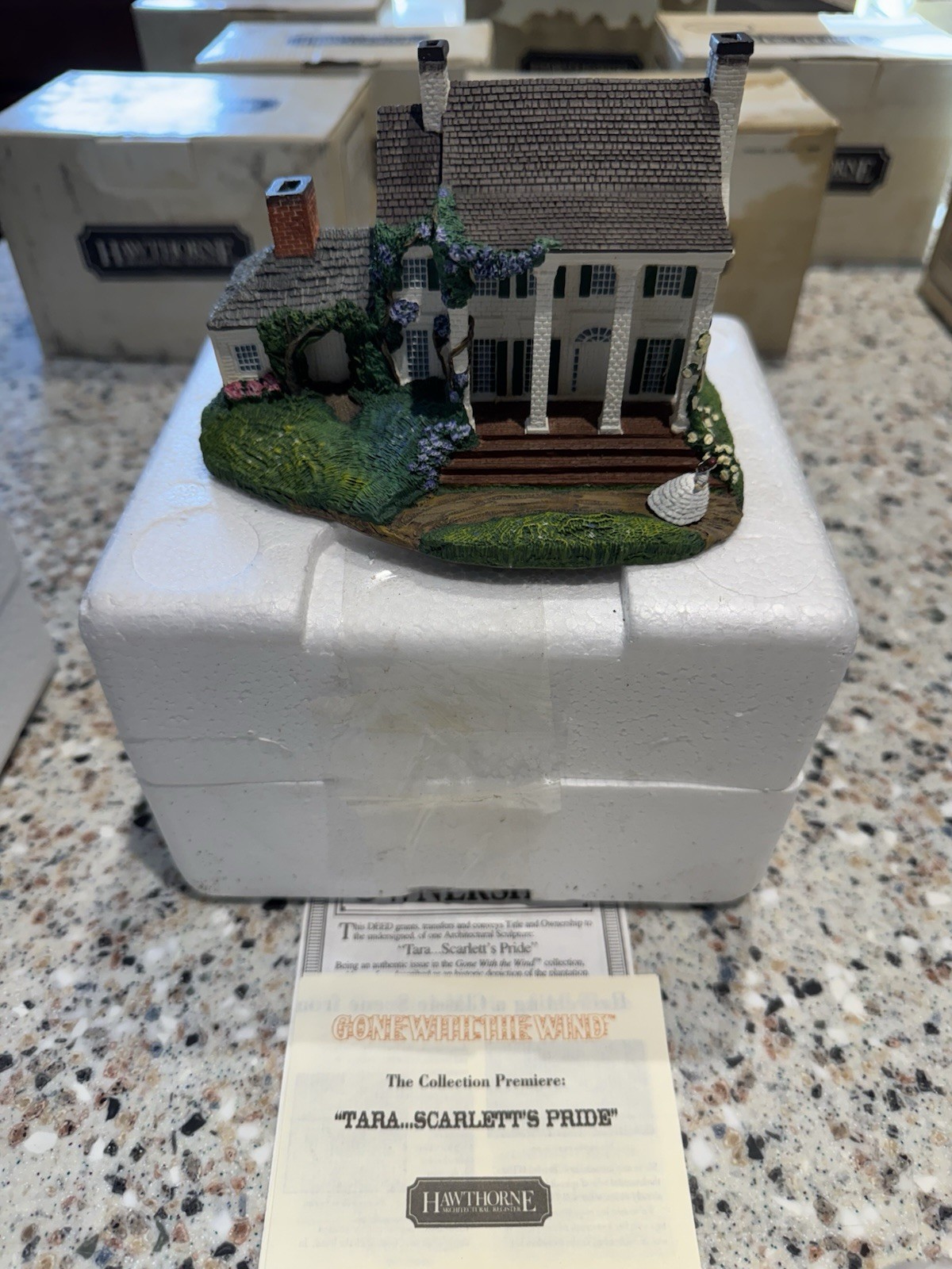 8 Hawthorne Colonial Village Collection. All With PPWK And Boxes