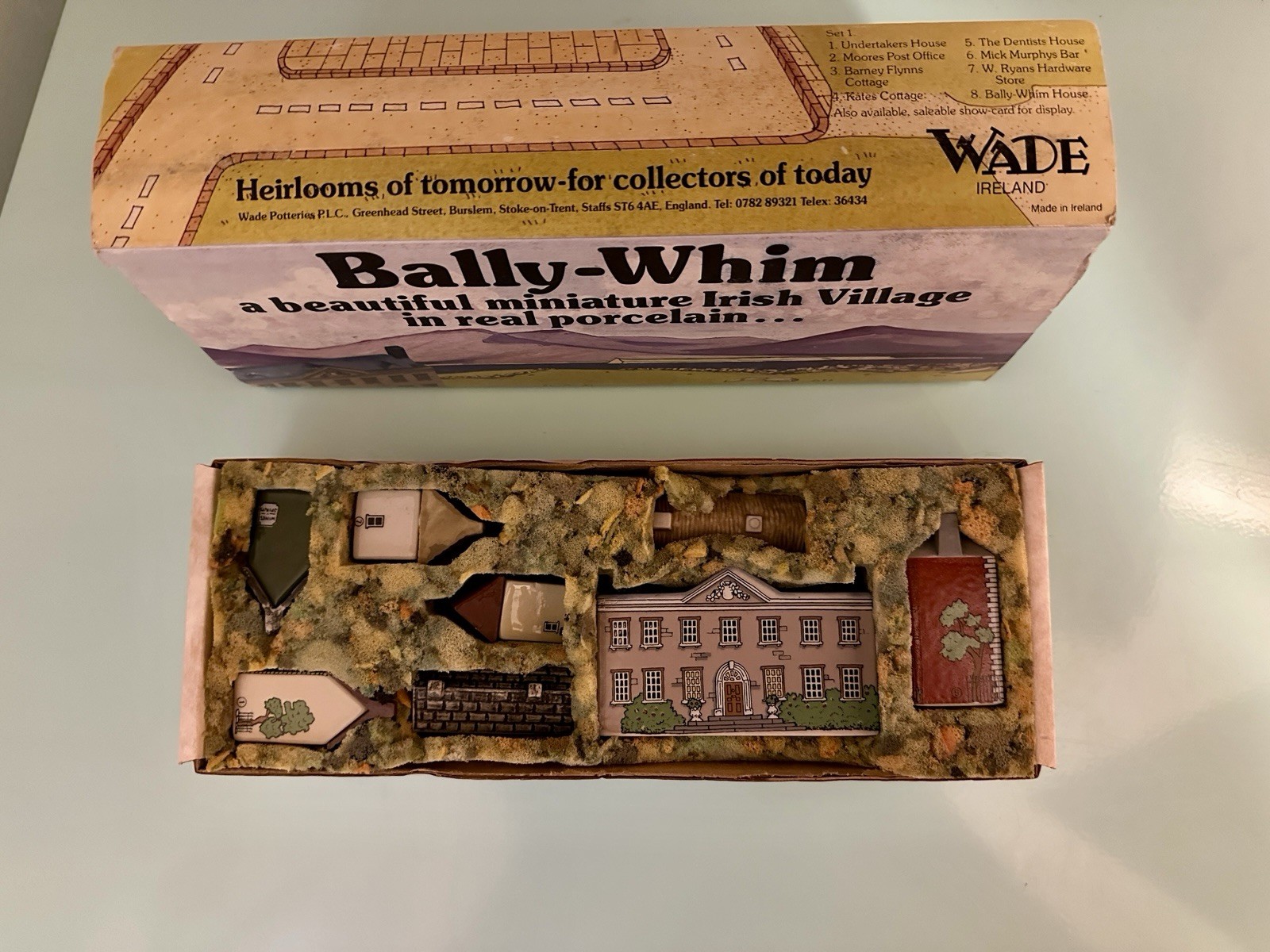 Wade Ireland Bally-Whim Vtg Miniature Irish Village 8pc Porcelain Set 1 in Box