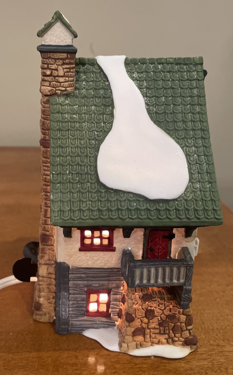 Vintage Dept 56 North Pole Series “Elf Bunkhouse” Hand painted Light Cord 1990