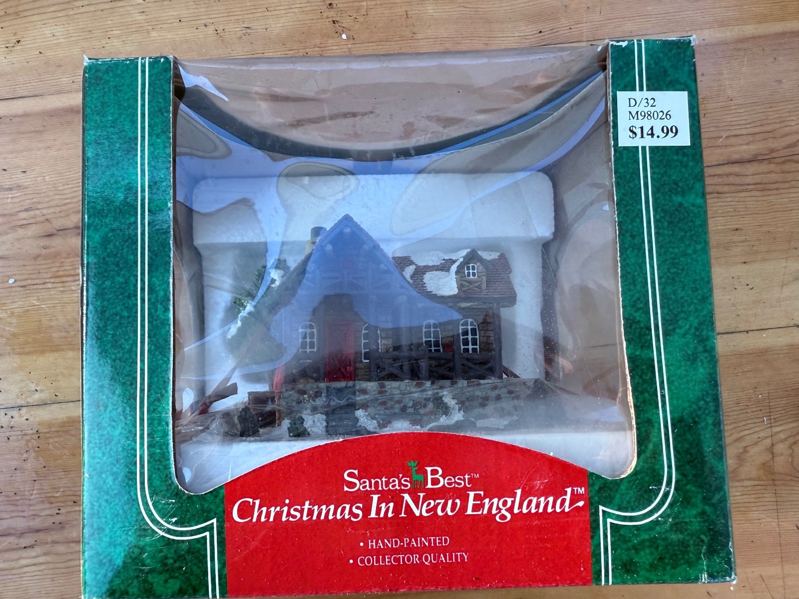 Santa’s Best Christmas in New England Miniature Village House NEW IN BOX 3