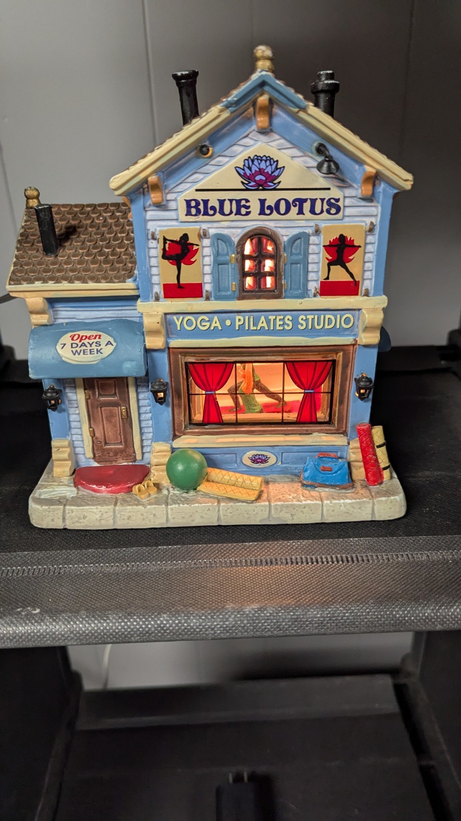 Retired Lemax 2015 Lotus Yoga Pilates Studio Building Tested Working