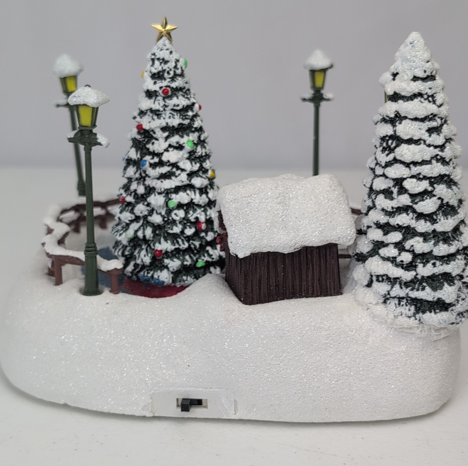2024 Thomas Kinkade Teleflora Oh What Fun Lighted Christmas Ice Skate Rentals