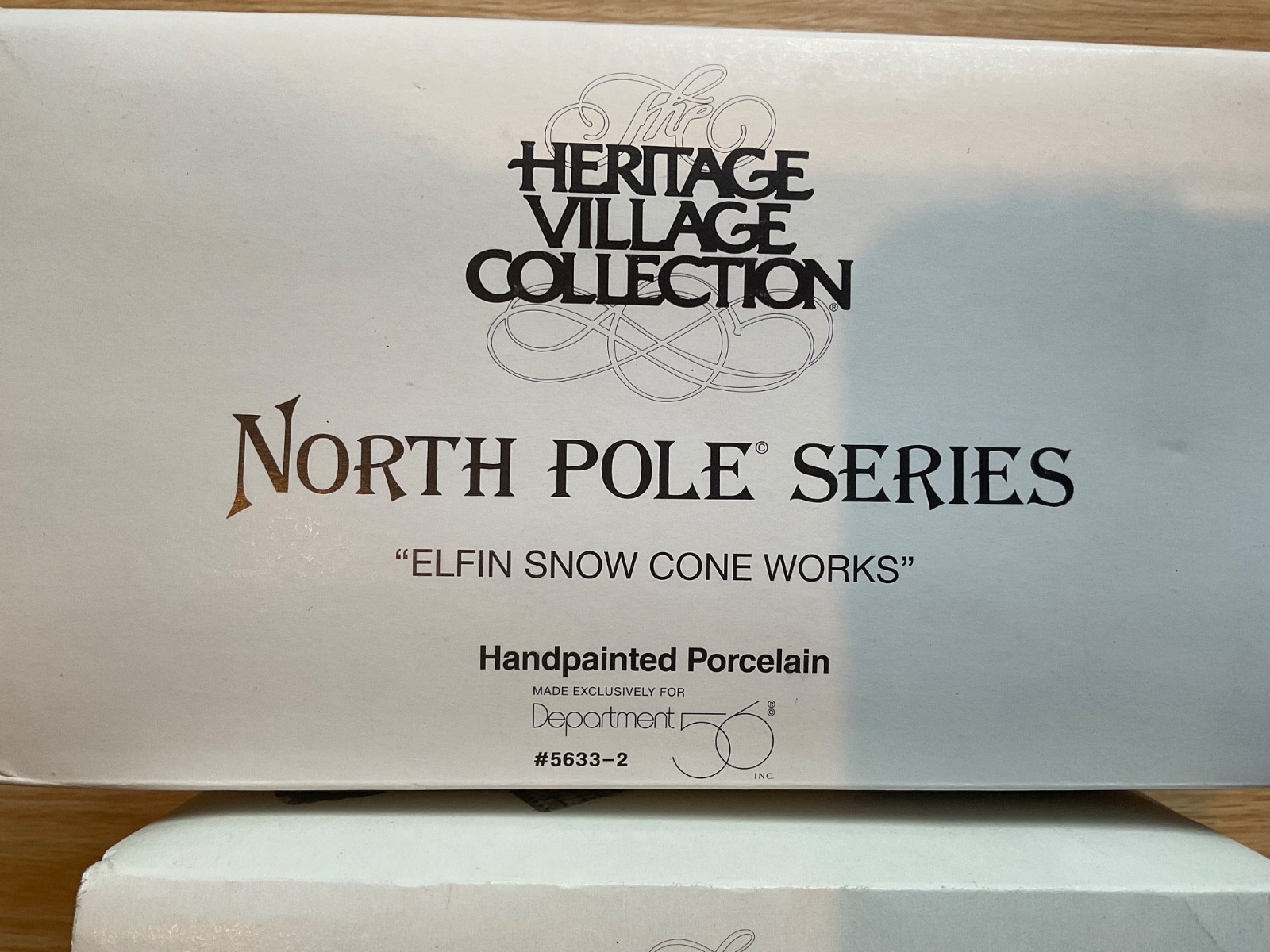 Lot of 2 Dept 56 North Pole Pieces Elf Snow Cone Works & Elf Bunkhouse Free Ship