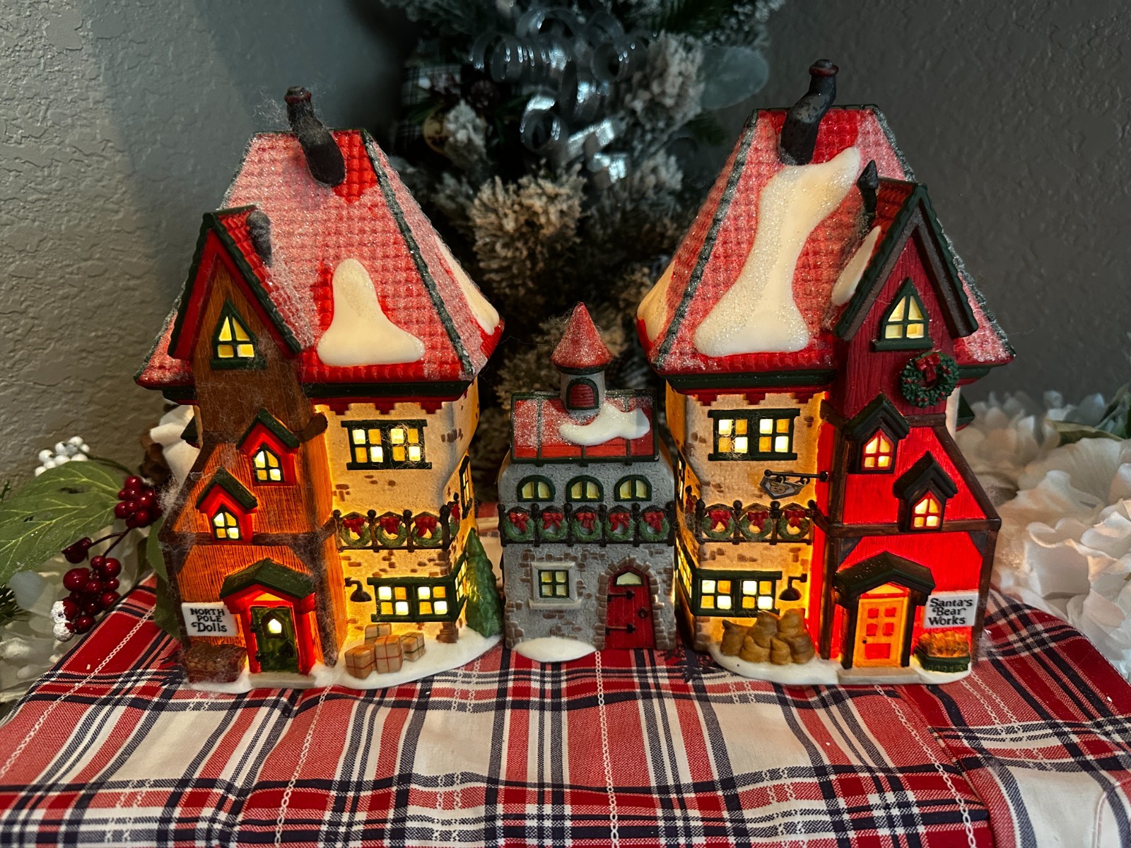 Dept 56 North Pole Series 3 Pc Set North Pole Dolls & Santa’s Bear Works EUC