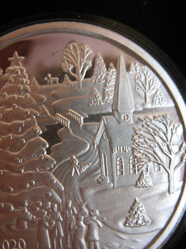 1-OZ.999 SILVER COUNTRY CHURCH, DEER, ICE POND CHRISTMAS CAROLERS TREE COIN+GOLD