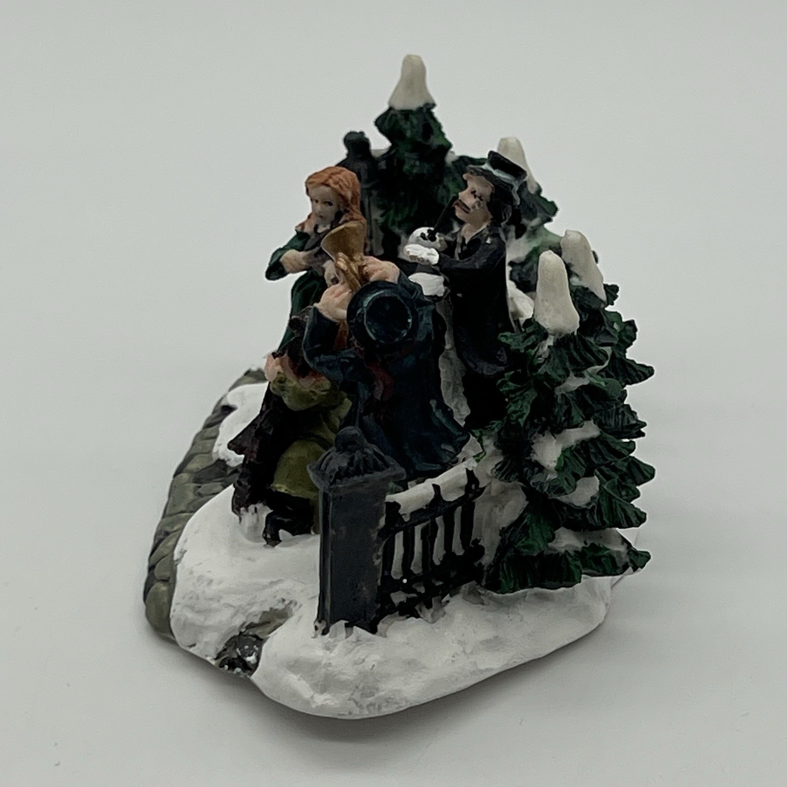Cobblestone Corners Musical Quartet Carols Figurine Orchestra