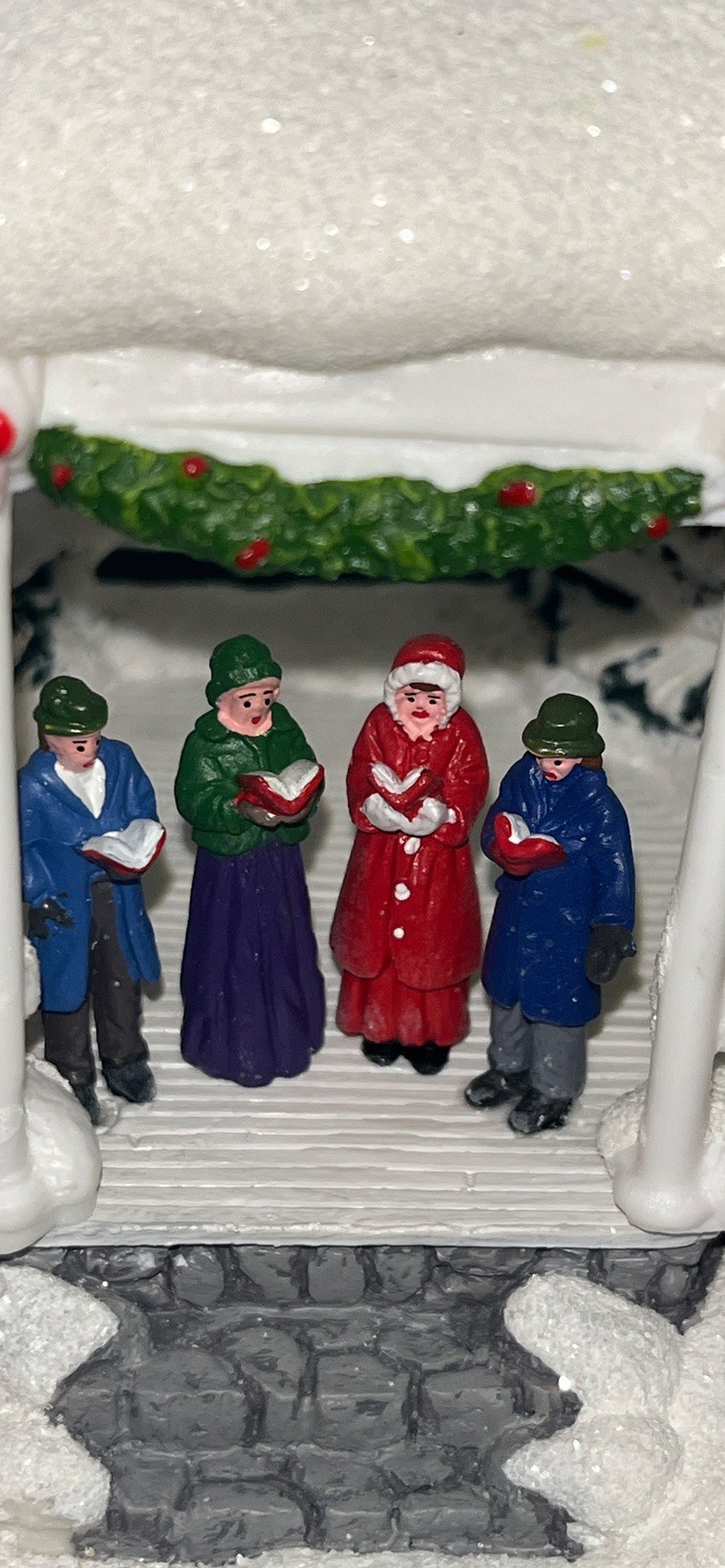 2023 Thomas Kinkade Teleflora Sweet Sounds Of Christmas Village Gazebo Lighted