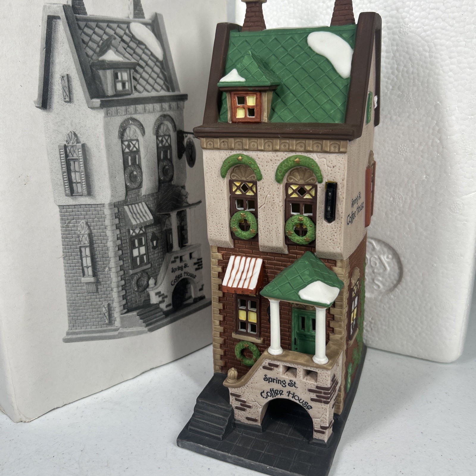 Department 56 Spring St. Coffee House 1993 Christmas in the City Series 5880-7