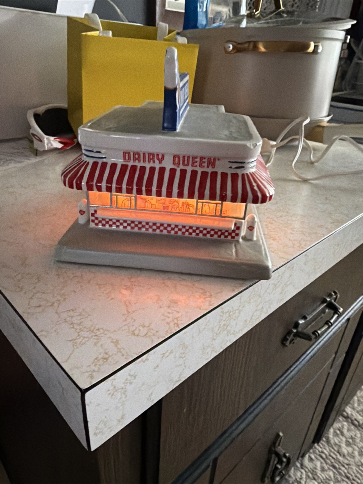 Hawthorne Village Lighted “Dairy Queen” Main Street Memories – 1997