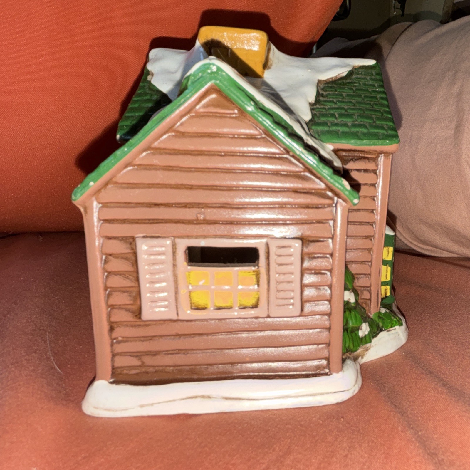 Homco Ceramic Christmas Village Toymaker Shop House Building Lighted 3D Effect