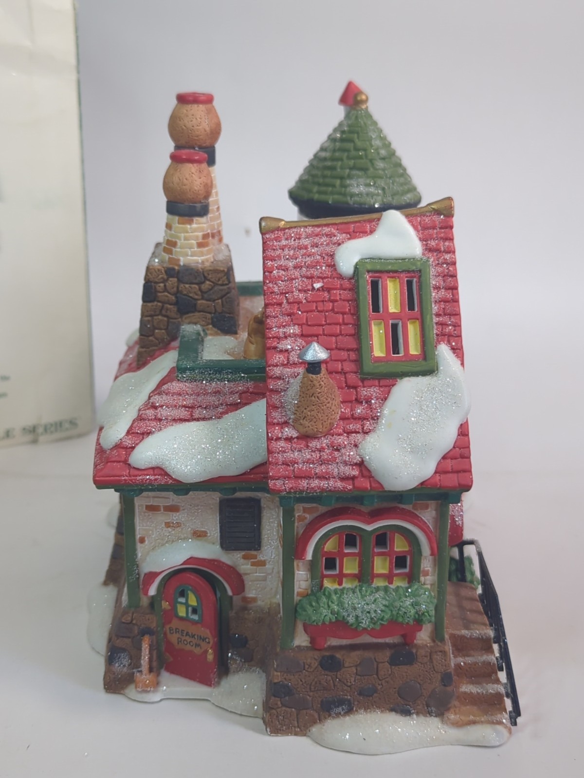 Dept 56 North Pole Series Christmas Village PEANUT BRITTLE FACTORY *Repair* M2