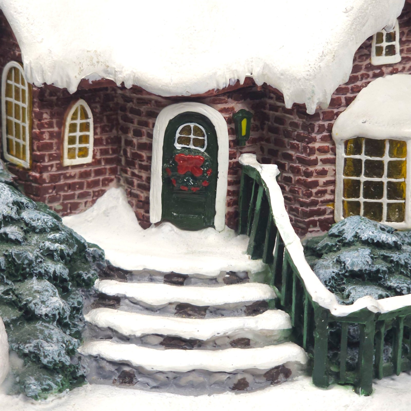 Thomas Kinkade A Village Christmas 2002 Lighted Cottage Snowman House Teleflora