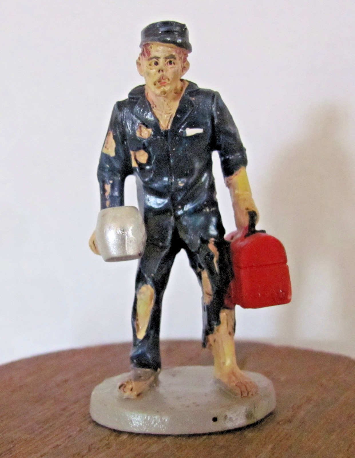 Lemax Spooky Town Figurine – Zombie Mechanic #02905