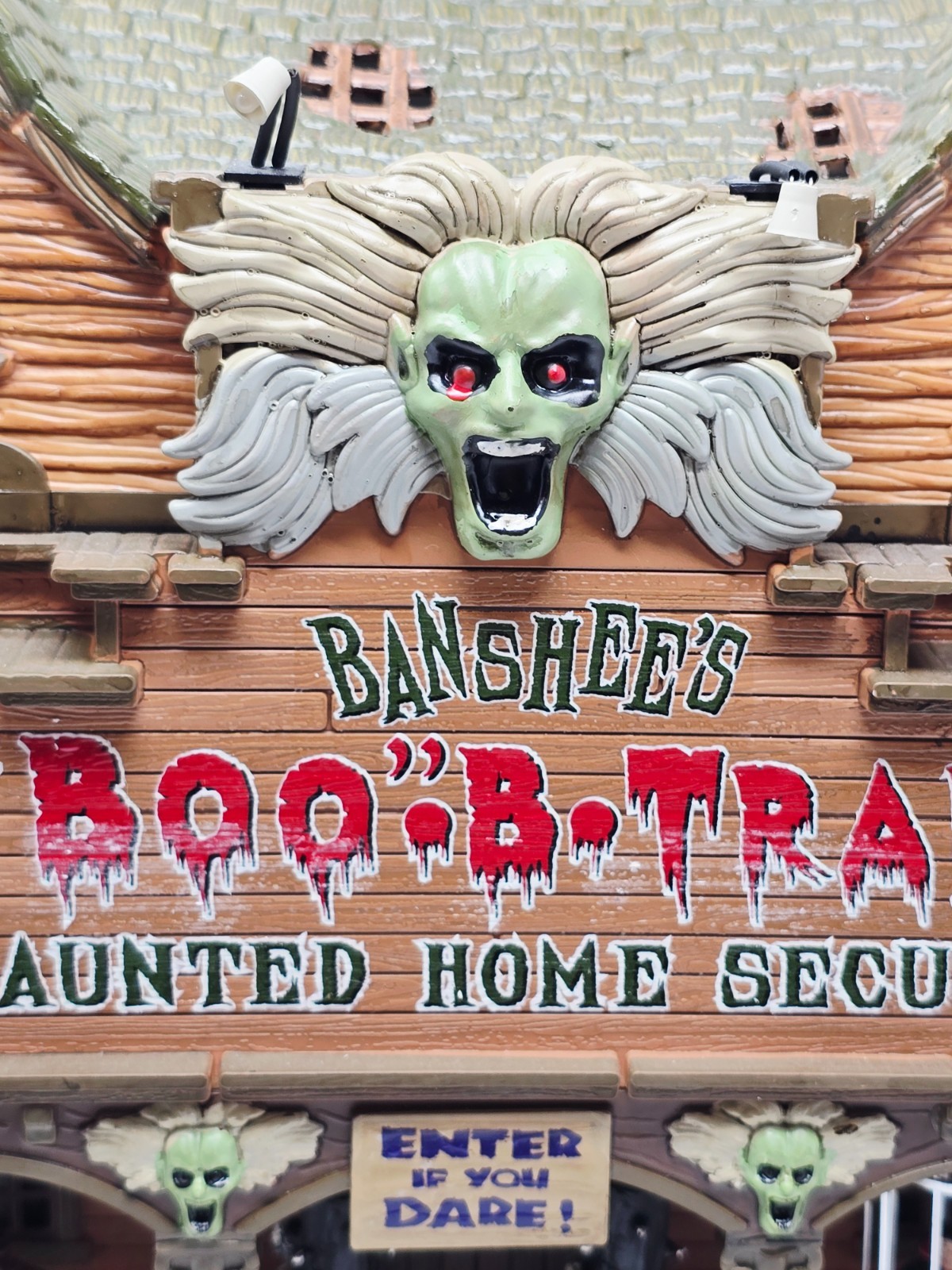 Lemax Halloween Spooky Town Banshee’s Boo-B-Traps RETIRED 2015 #55912 100% Works