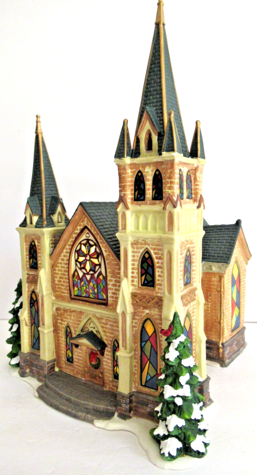 SANTA’S WORKBENCH “ST. JAMES CATHEDRAL” ~(12″ TALL)~ ** STAINED GLASS ** RARE !!