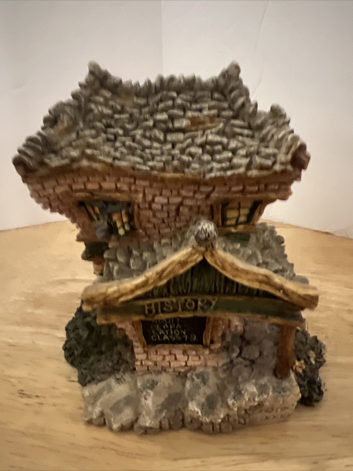 Boyds Bears Boyds Town Village #6 19006 The Public “Libeary” Library Cottage