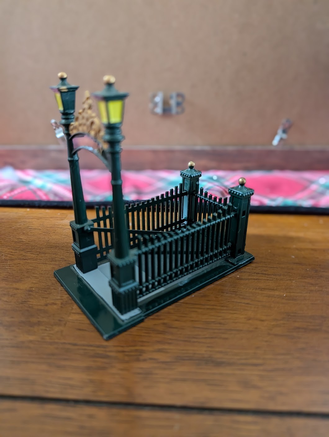 Dept 56 Christmas in the City – City Subway Entrance