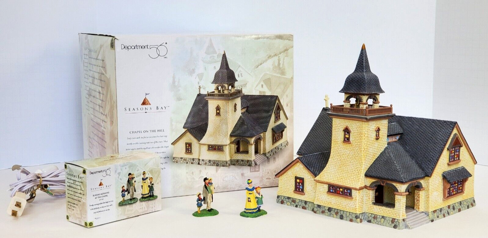 Dept 56 Seasons Bay CHAPEL ON THE HILL and SUNDAY MORNING AT THE CHAPEL 1998 EUC