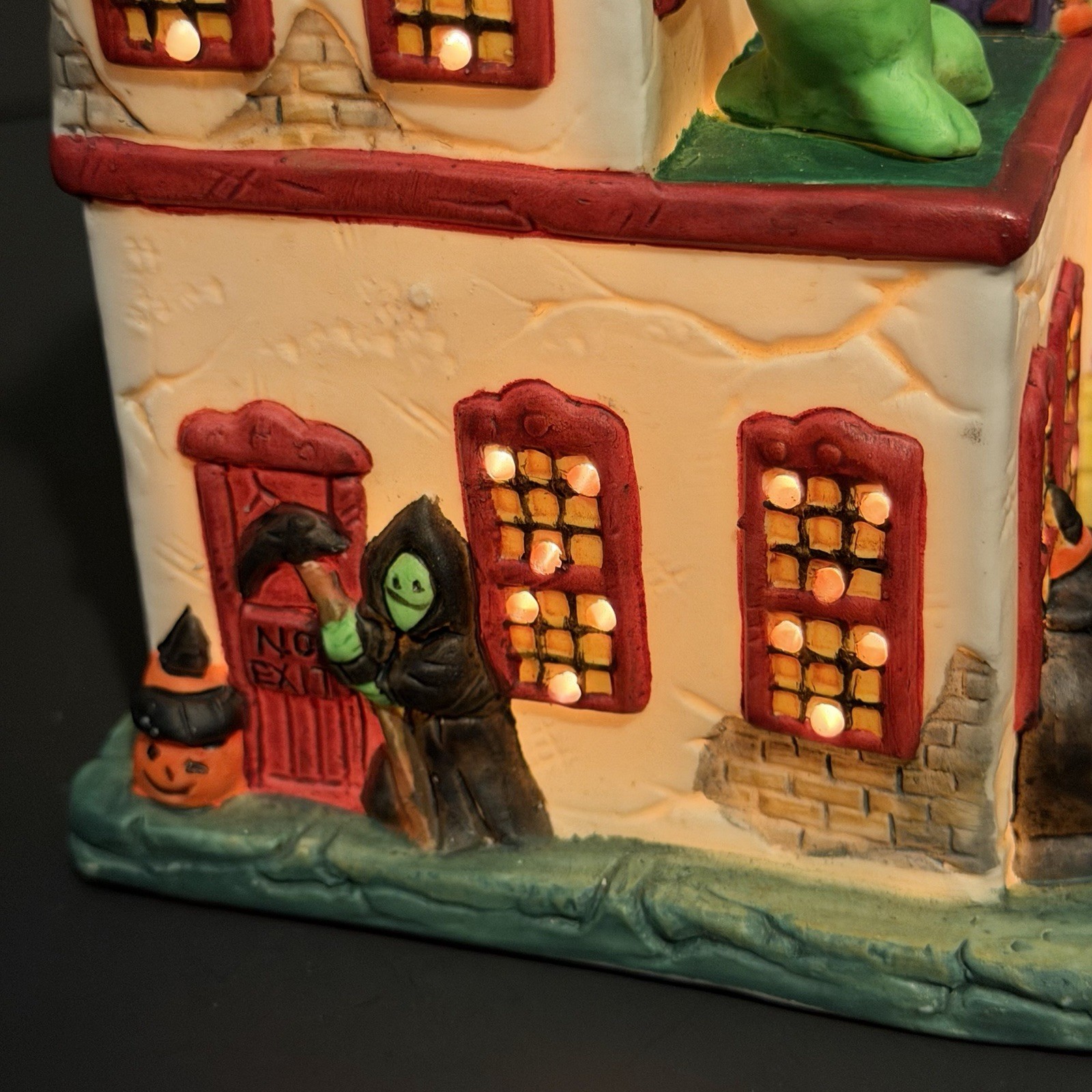 Vintage Spooky Hollow Halloween Village “Haunted Theater” With Light Fall Decor