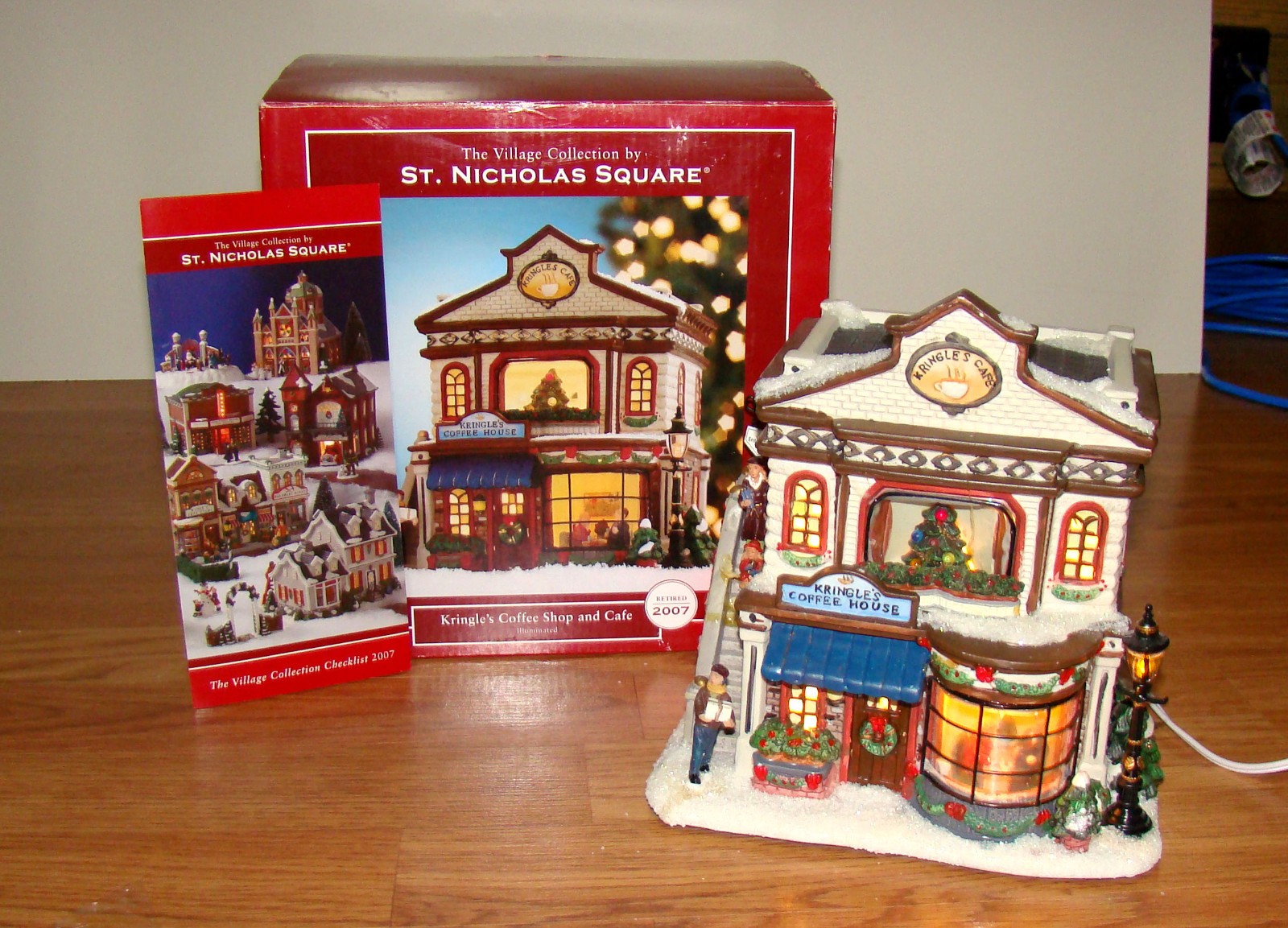 2005 St. Nicholas Square Village KRINGLE’S COFFEE SHOP & CAFE, Lighted