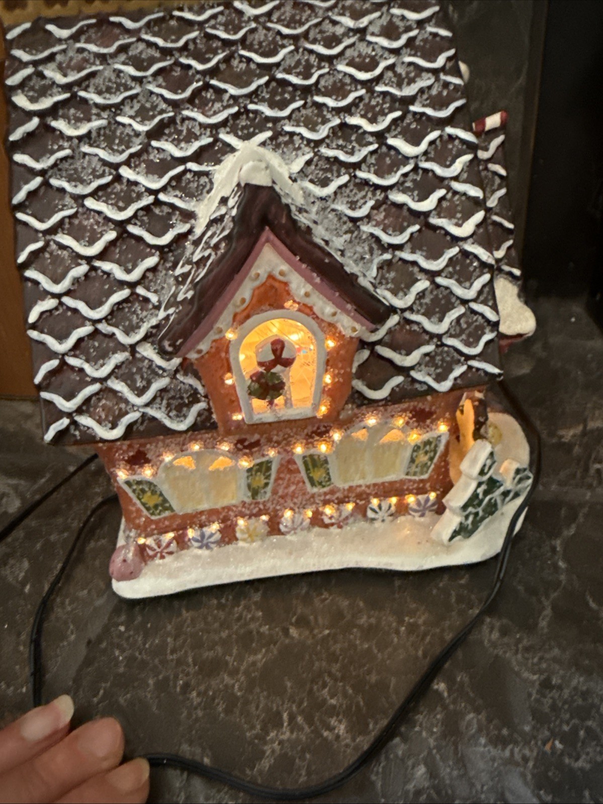 Dept 18 Fiber Optic Gingerbread House 8″ X 7.5″ Color Changing Ceramic Sugar