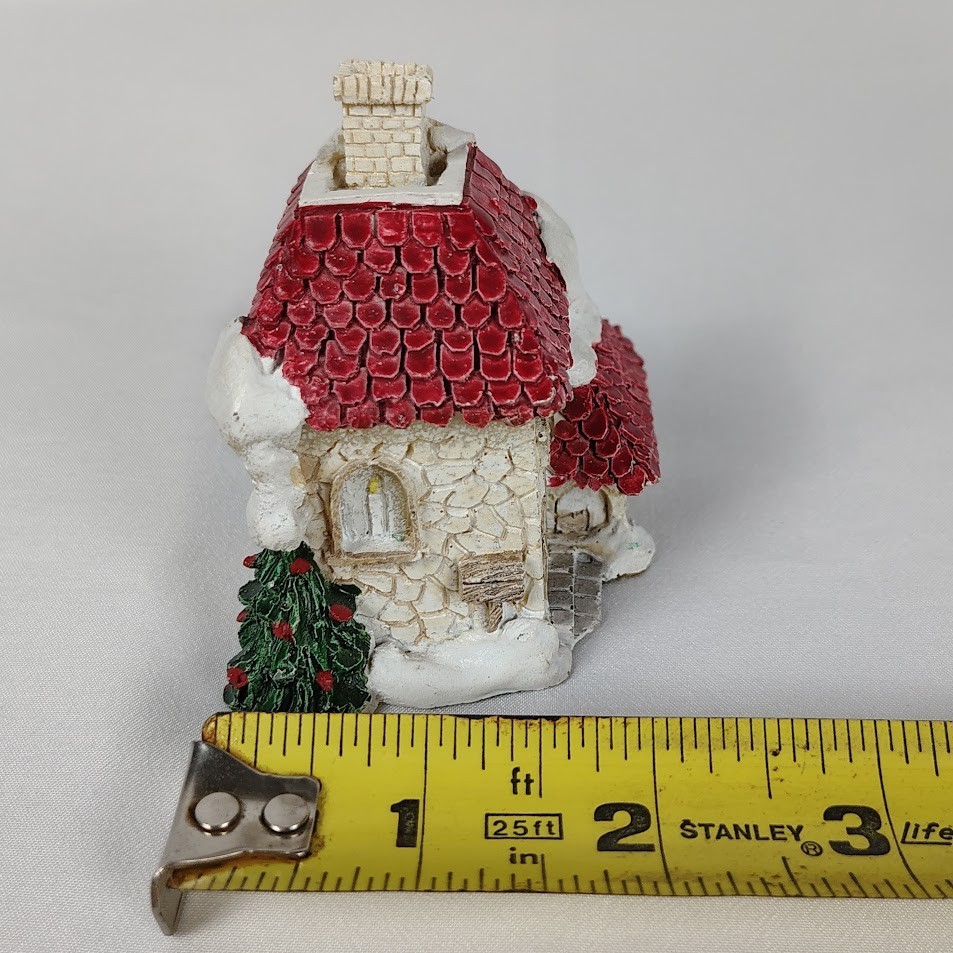 Museum Collections 1987 Mini Village Houses Set Toy Shop & Antiques Taiwan