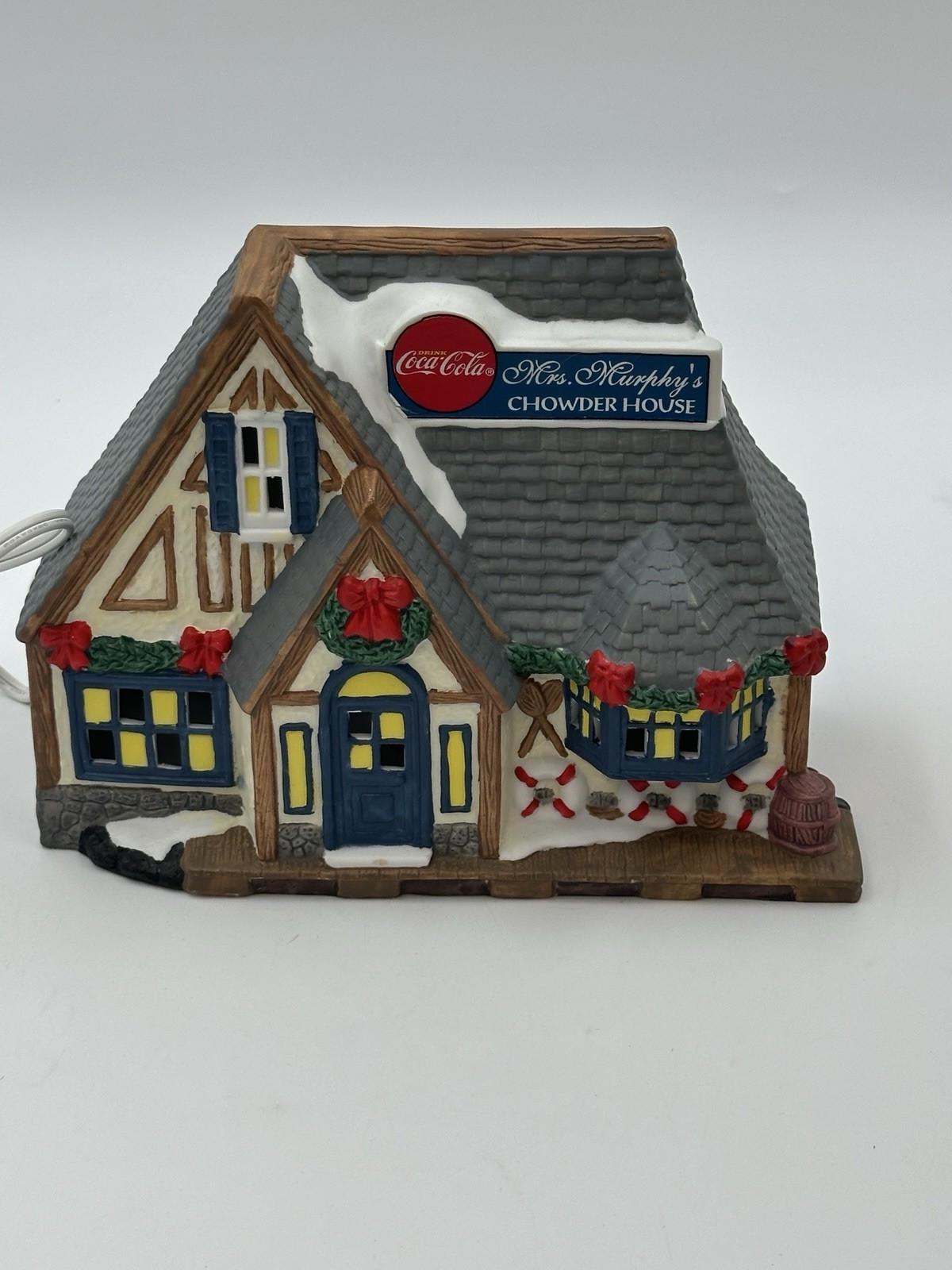Vintage 1997 Christmas Village Coca Cola “Mrs Murphys Chowder House” EUC W/Box