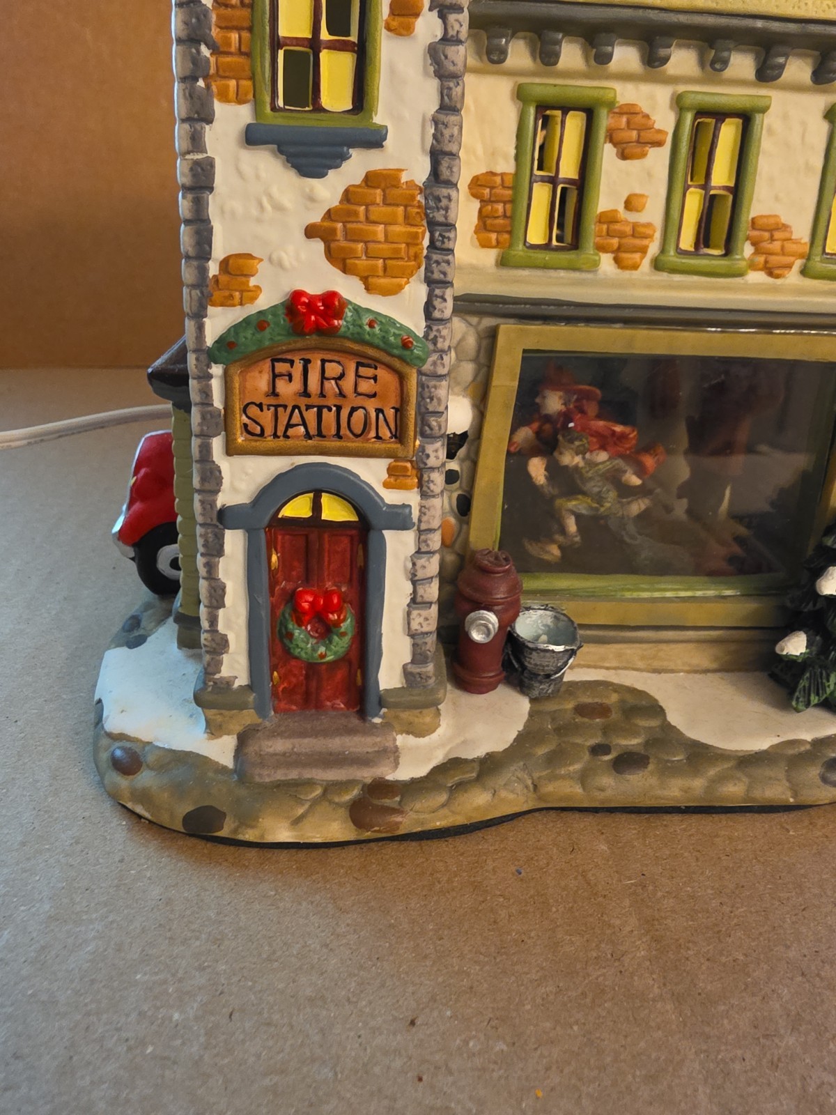 Vintage Norman Rockwell Christmas Village Fire! To the Rescue Station