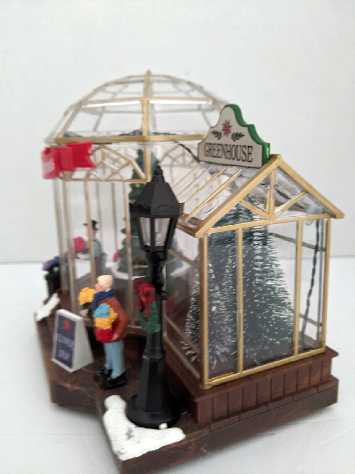 New 2024 Christmas GREENHOUSE by Holiday Time Lights Up & Plays 8 Carols VIDEO