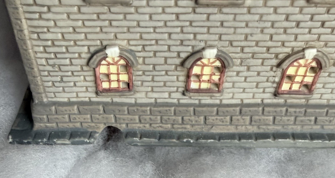 Holiday Time 2000 Fire Station Christmas Village Porcelain Vintage