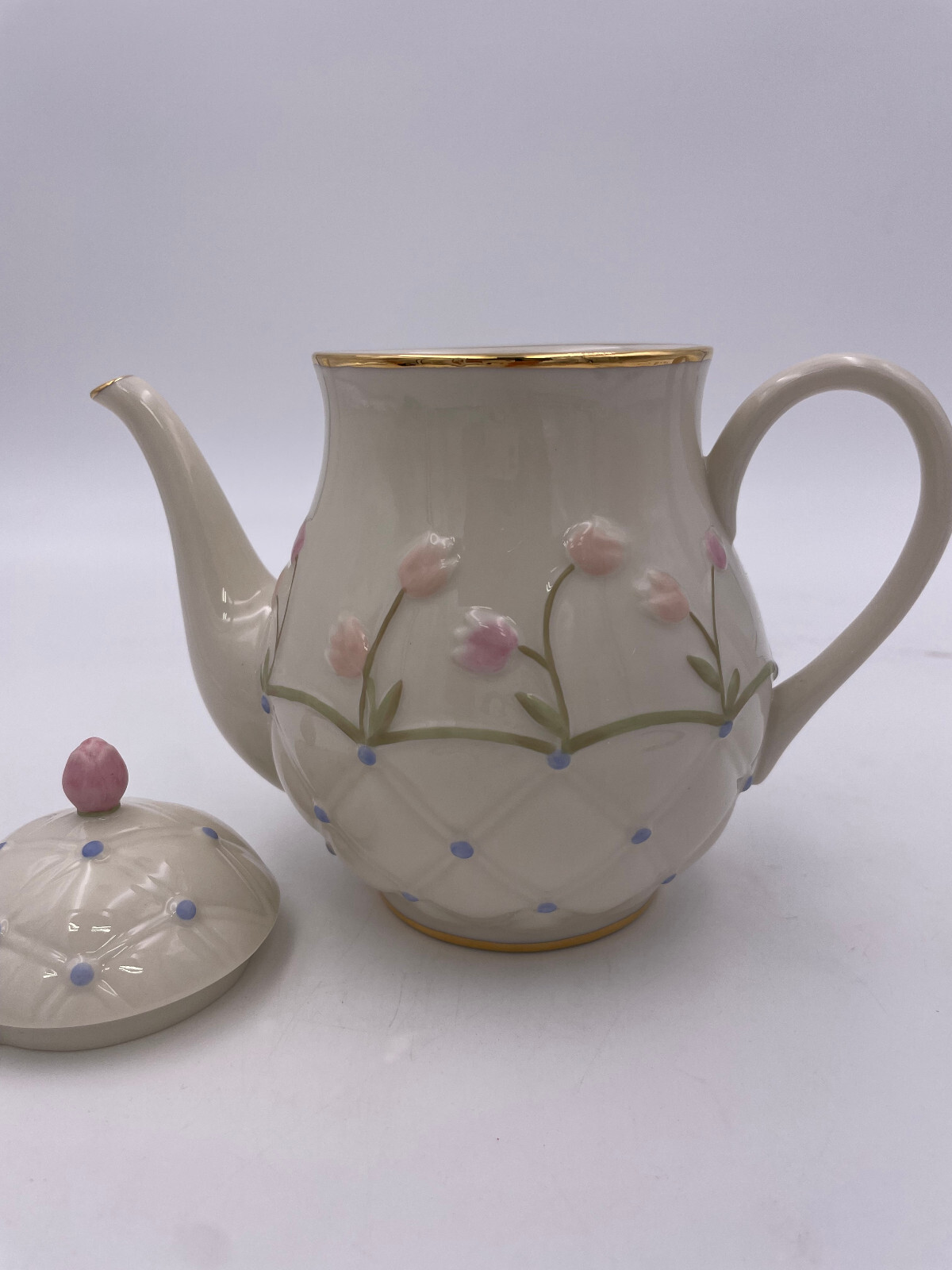 Lenox- Quilted Teapot 6.5″ #761383
