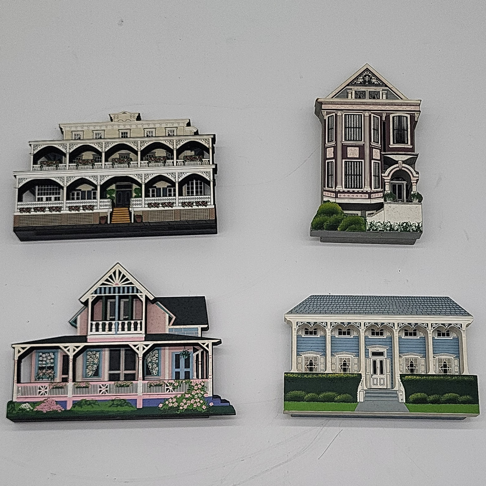 Shelia’s Painted Wood House Plaques Set of 4, Cities/Villages Theme (1995)