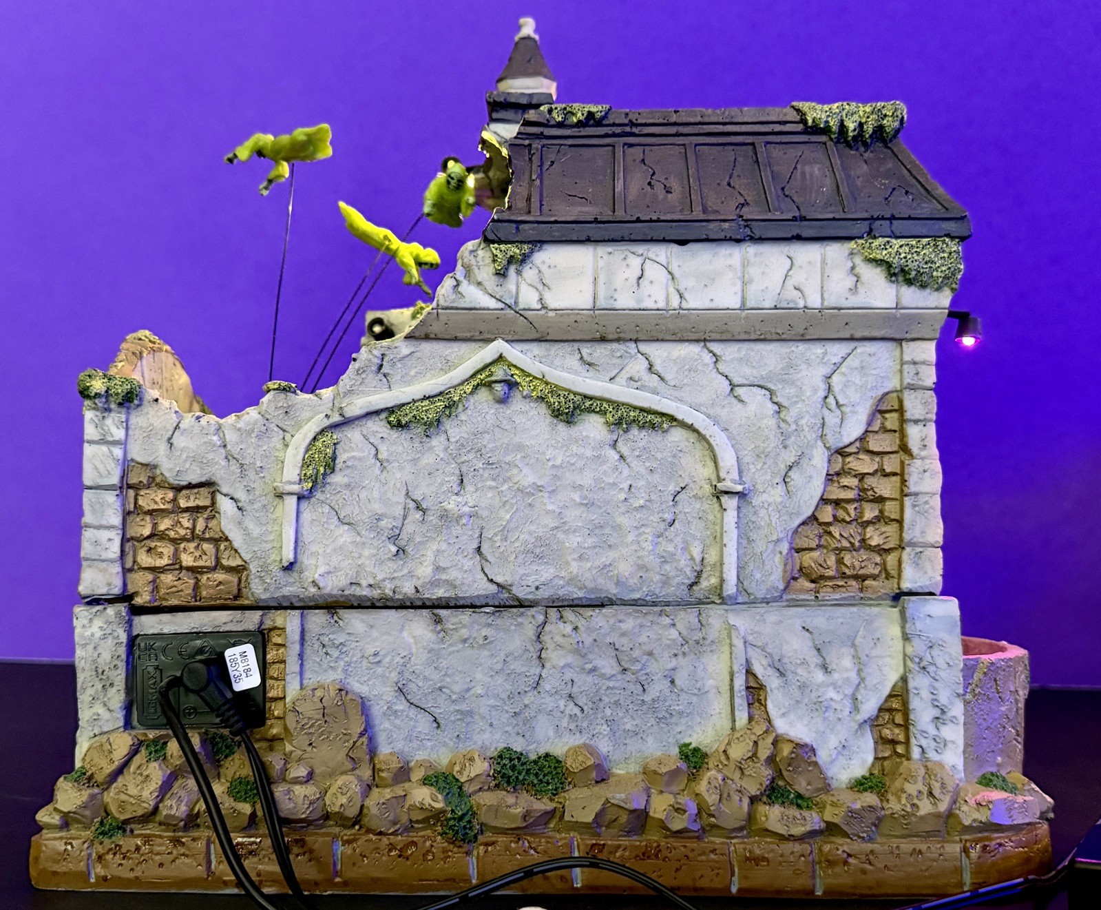 2026 Michaels Exclusive – Lemax Spooky Town: Misty Grave Mausoleum, NEW