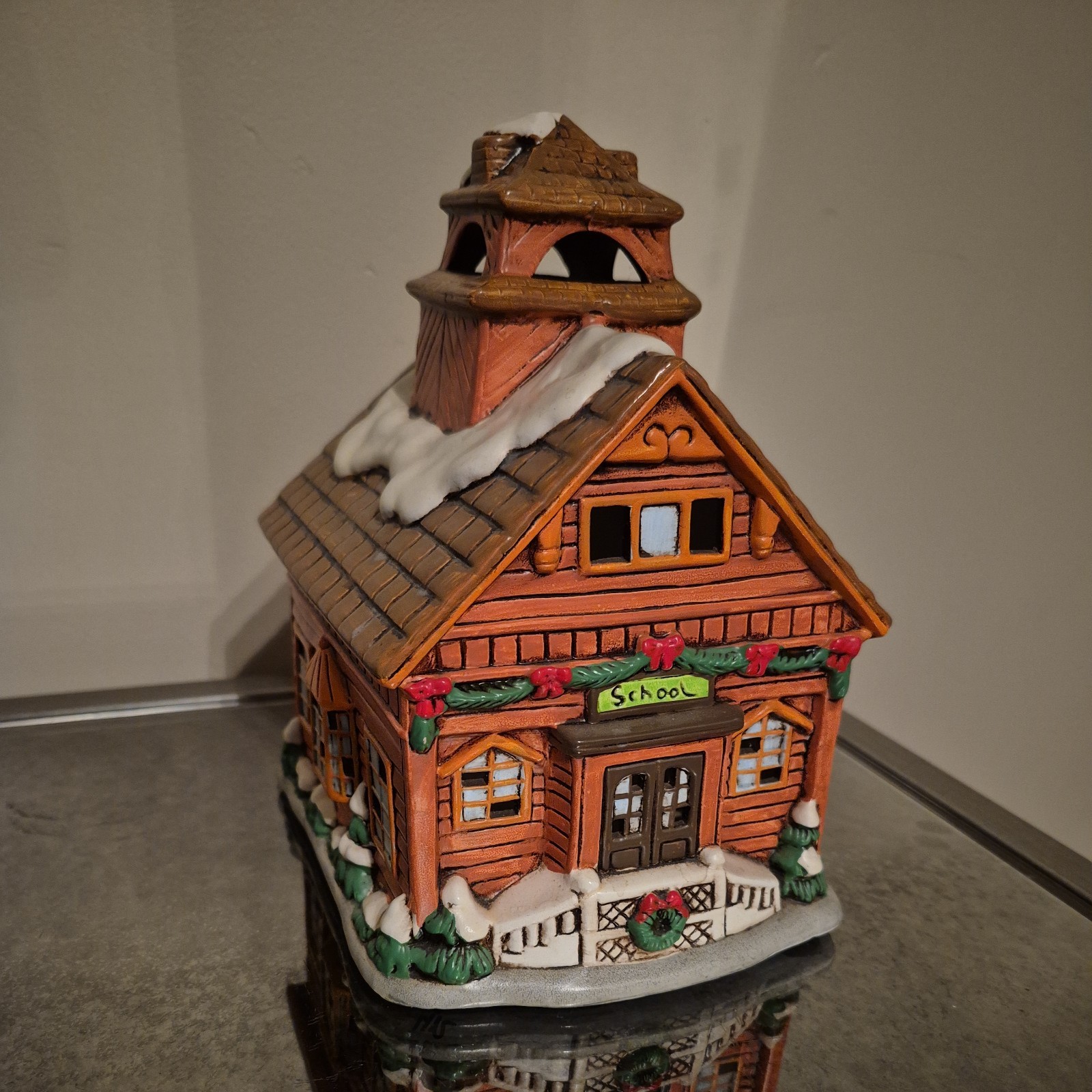 Vintage LEFTON Christmas Colonial Village Little Lil Red School house 05821