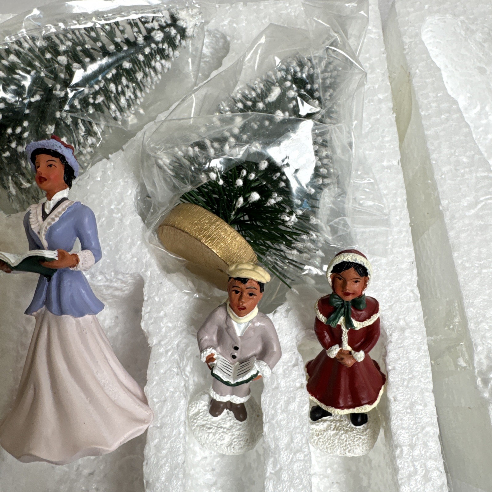 Avon Holiday Splendor Gazebo Accessory Kit Perry’s Family African American