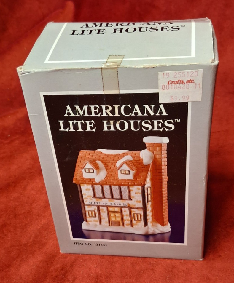 Vintage Americana Lite Houses Gifts & Candies Village Shop Boxed Working 1987