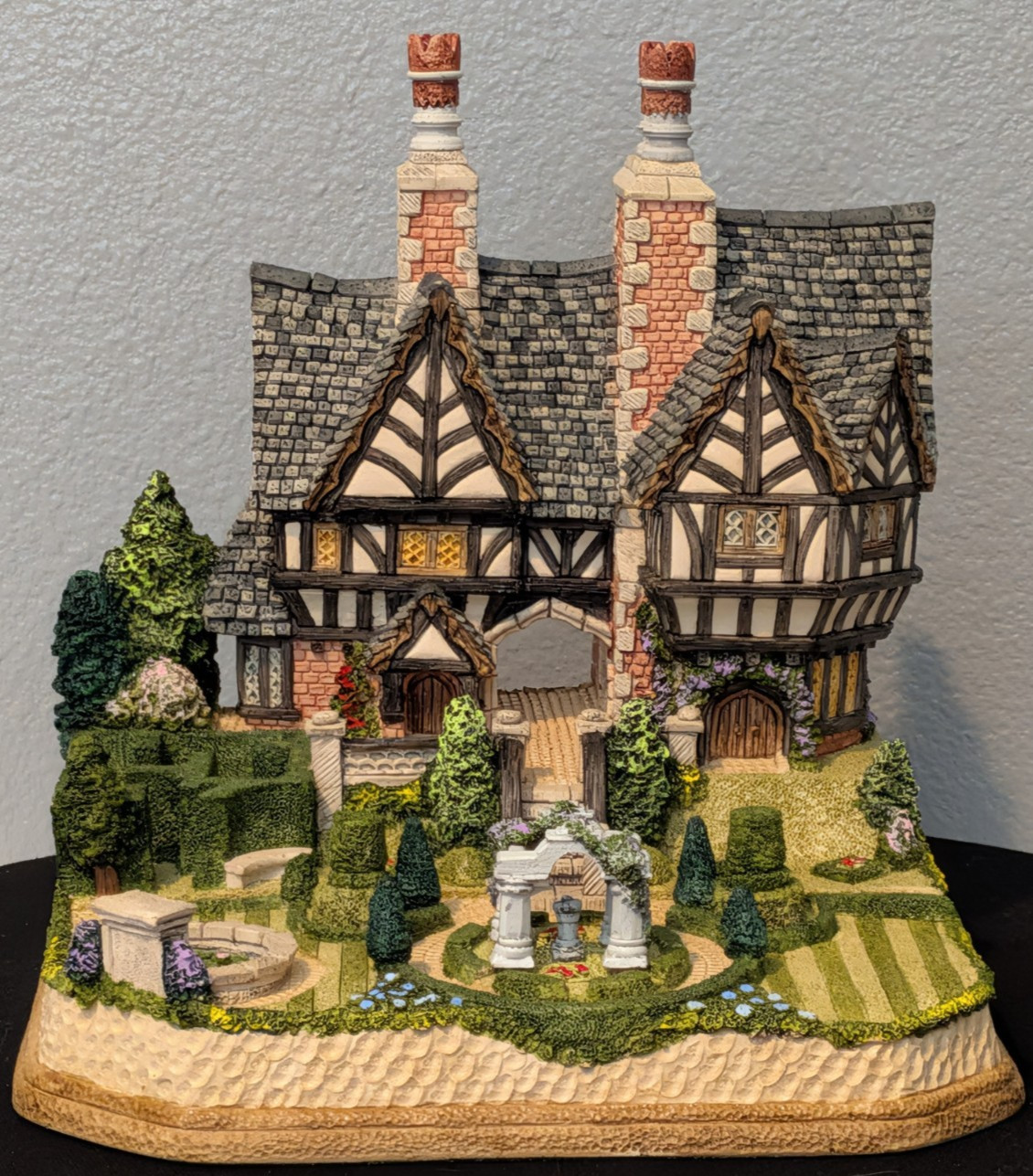 Rare David Winter Cottages 1995 Premier Edition “Spencer Hall Gardens” #750/2200
