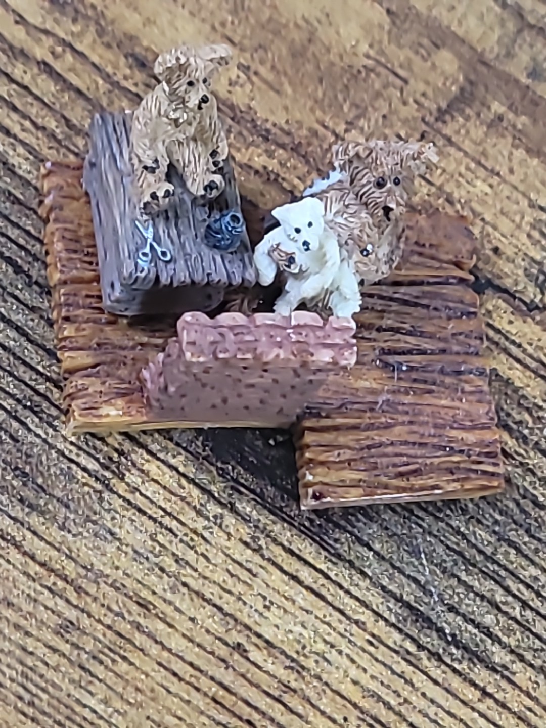Boyds Bears Bearly-Built Village LOT OF 2 Figures Replacement Carrot Shop 2000