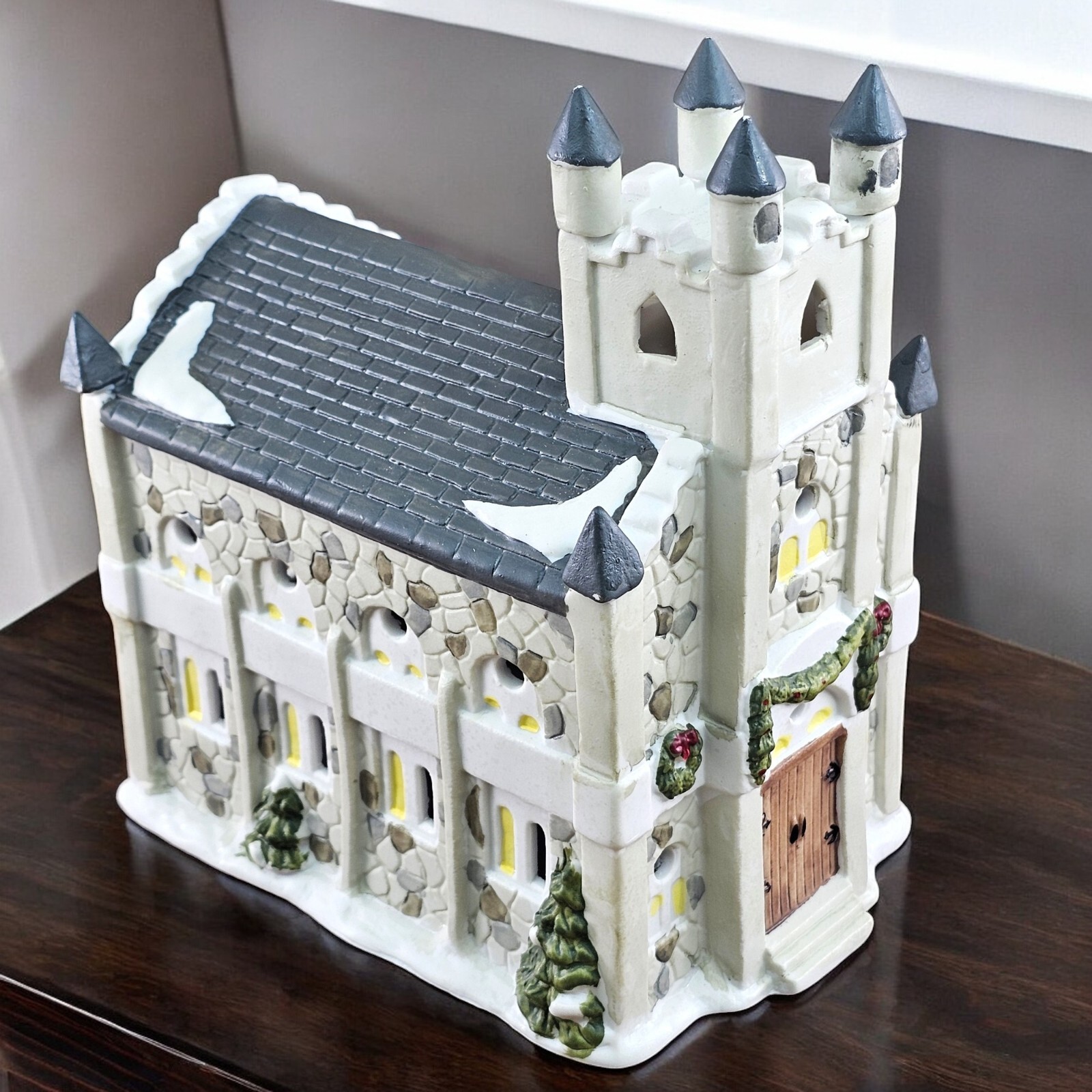 Vintage Pacific Rim Porcelain Christmas Queens Road Church Village House Taiwan
