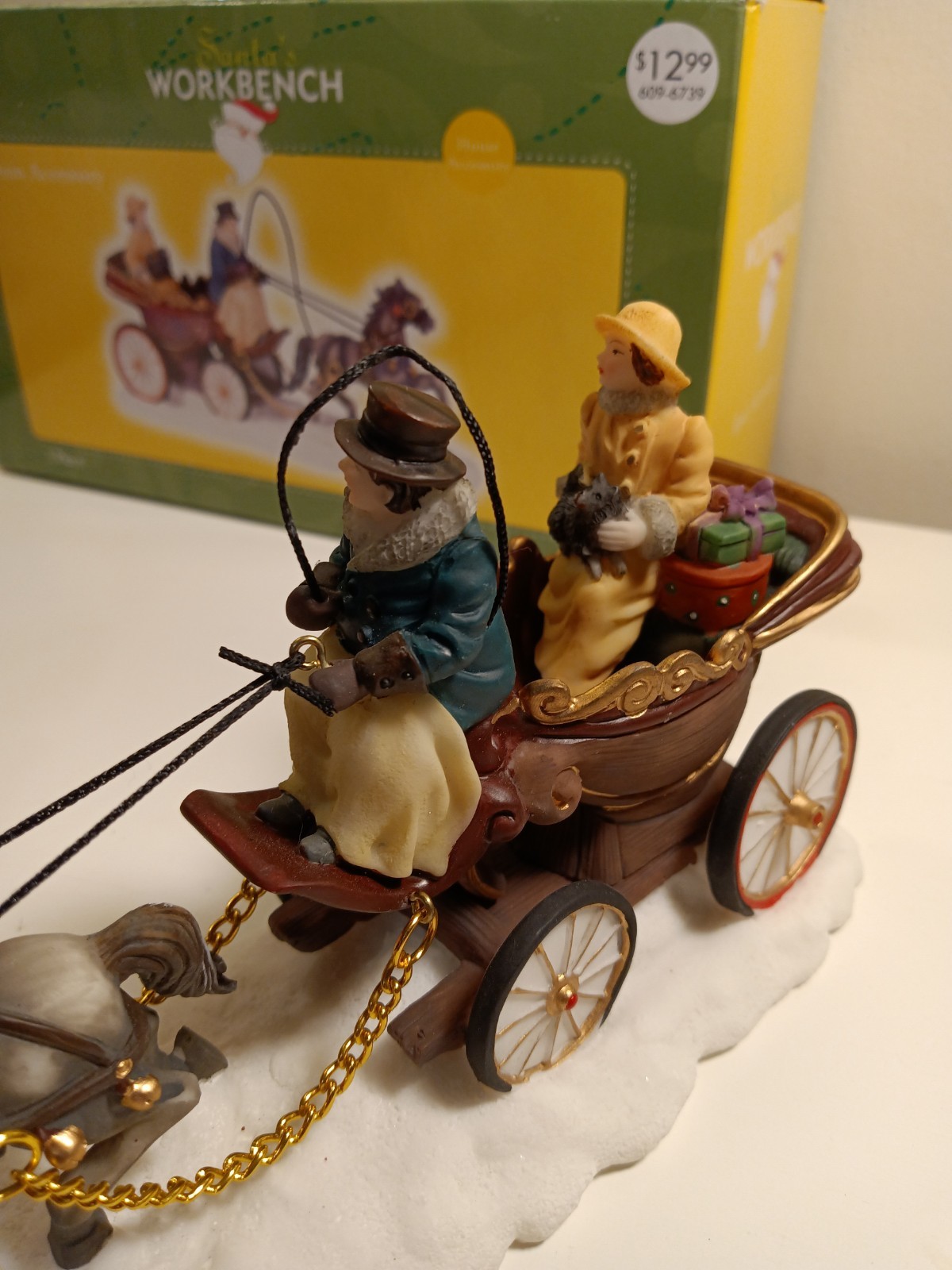 Vtg Santa’s Workshop Horse Drawn Carriage Figurine, Village Accessory
