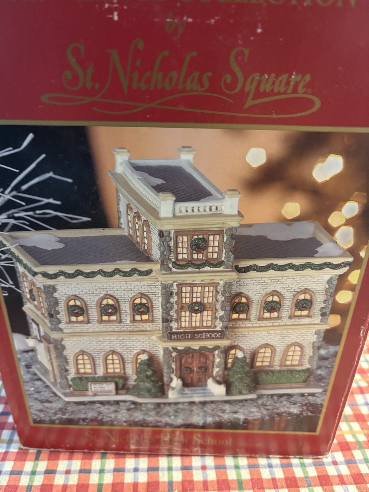 St Nicholas Square Village Collection “High School” Lighted Building EUC