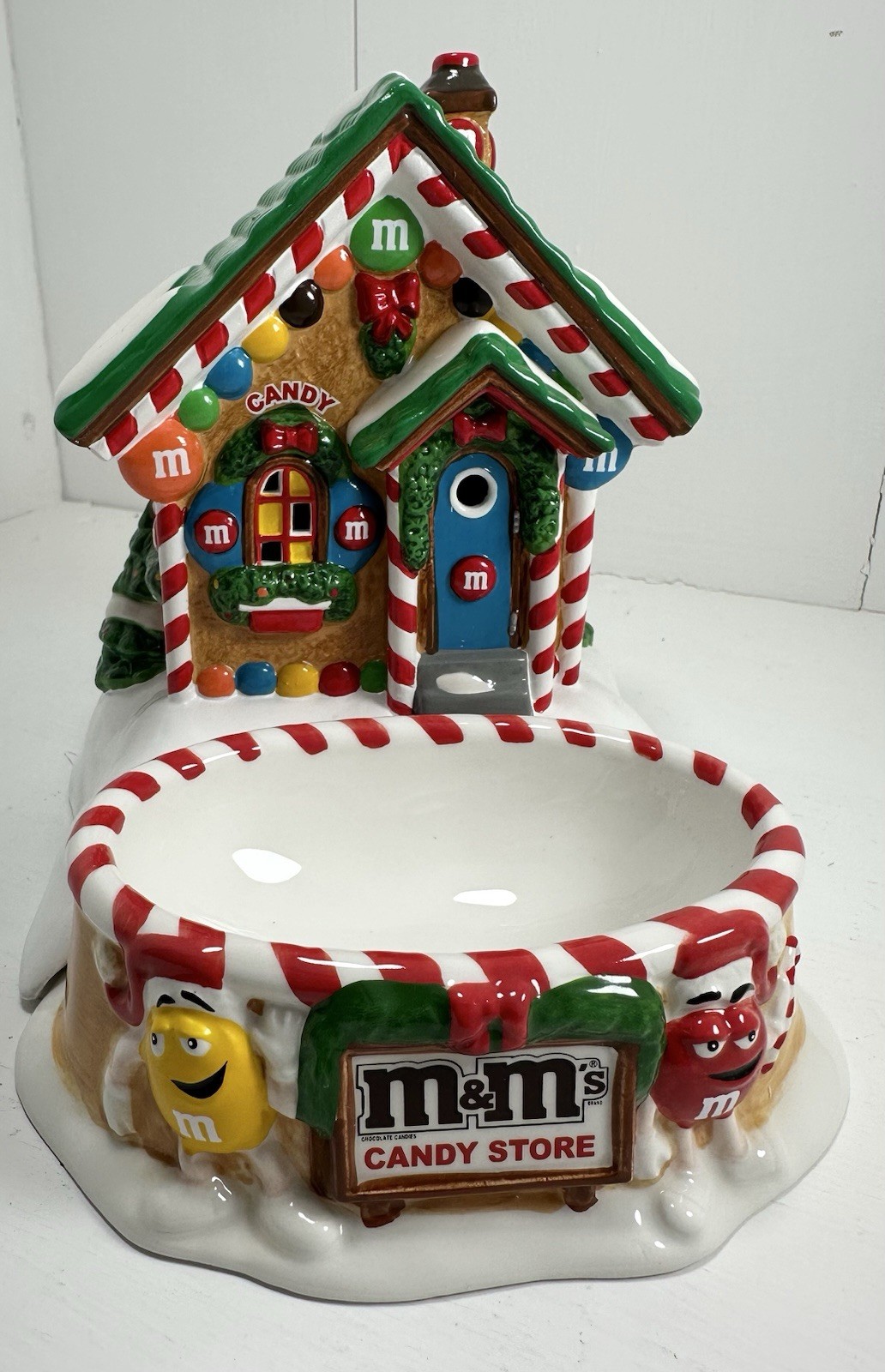 DEPT 56 M&M’S Candy Store 2004 Lighted House Christmas Village Brand New in box