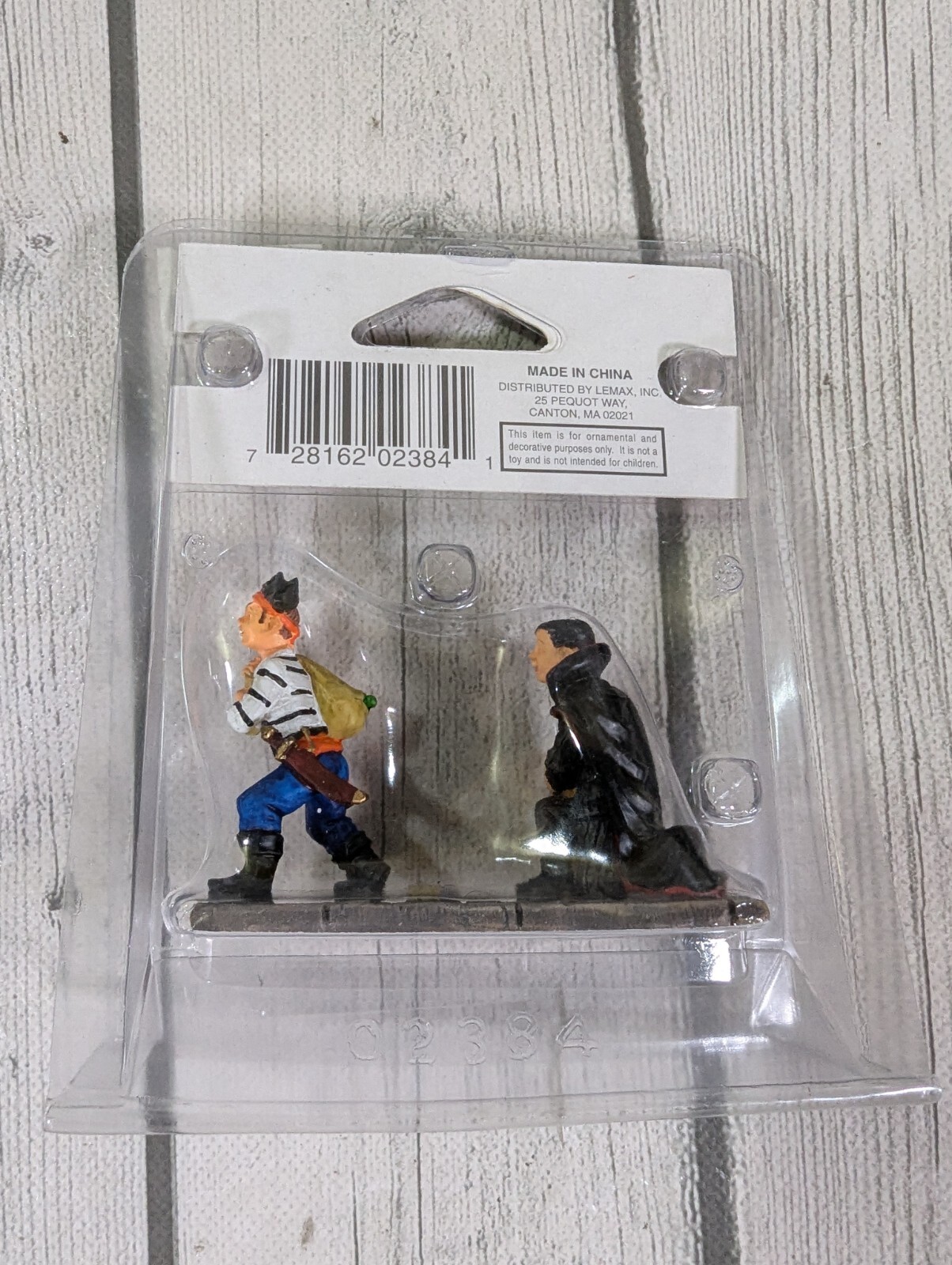 Lemax Spooky Town The Leaky Bag Halloween Figures Village Dracula Pirate