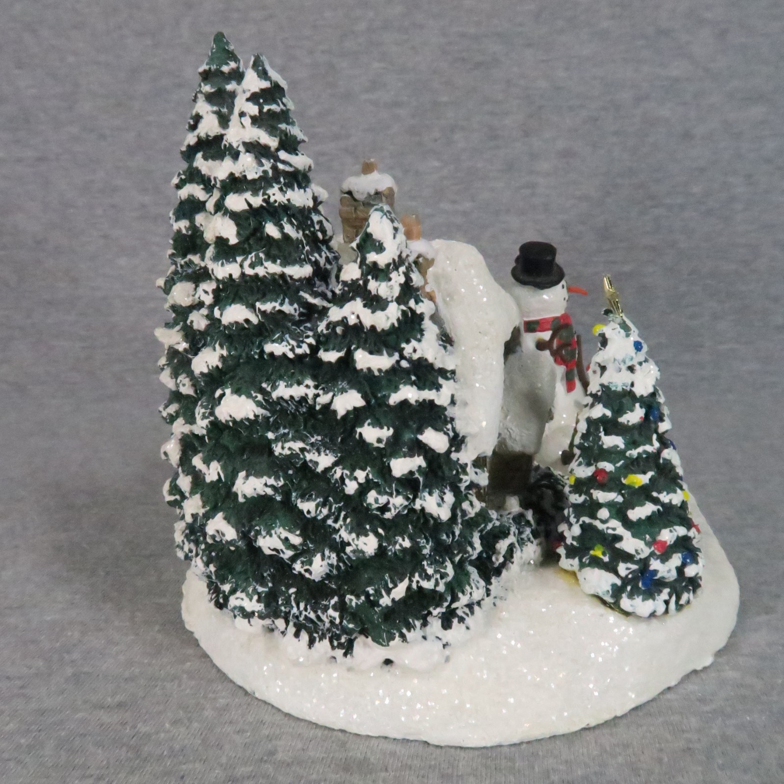 Thomas Kinkade Everett’s Cottage Light Up Christmas Village House Teleflora Gift
