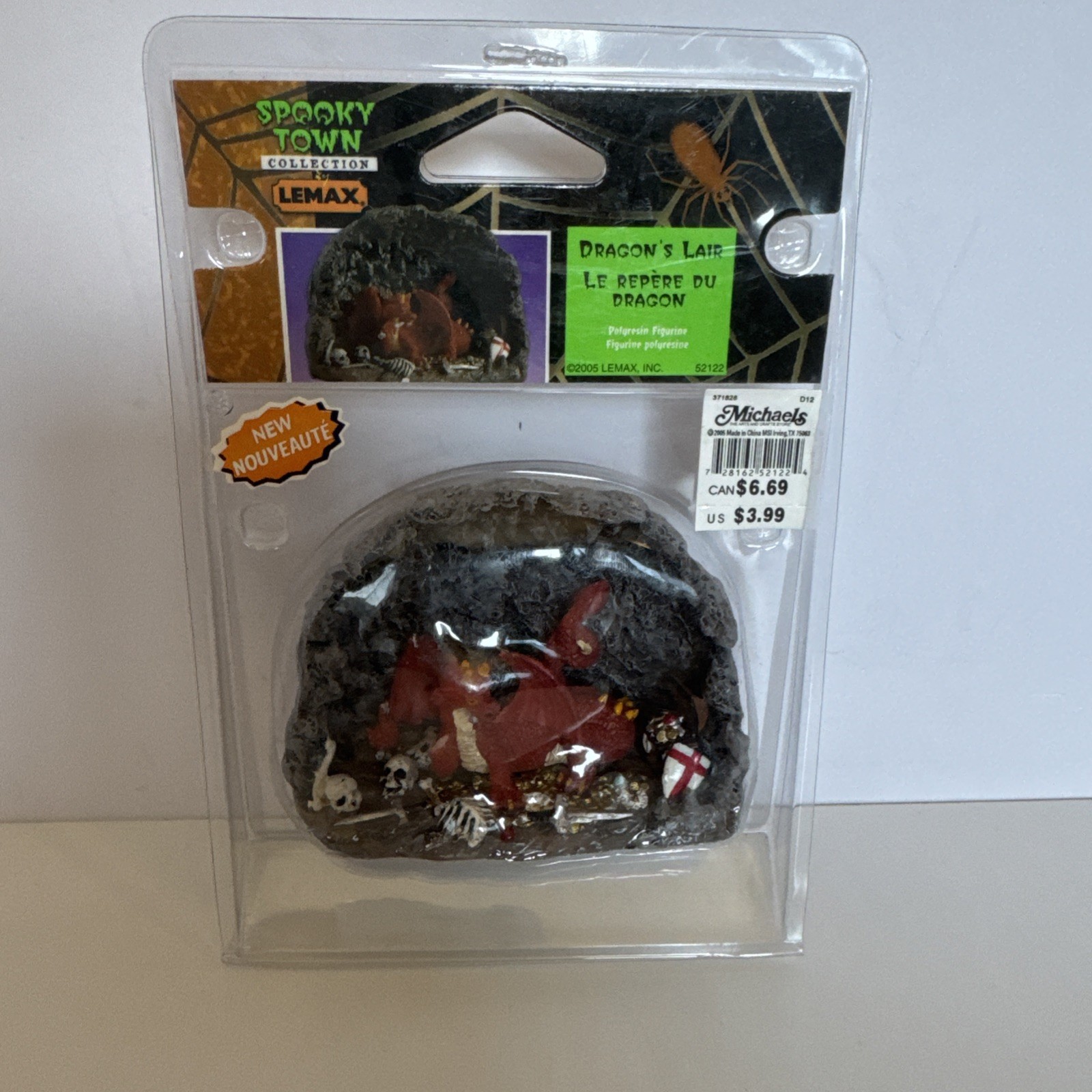 Lemax Spooky Town Dragon’s Lair 52122 Halloween Village Figurine 2005 Retired