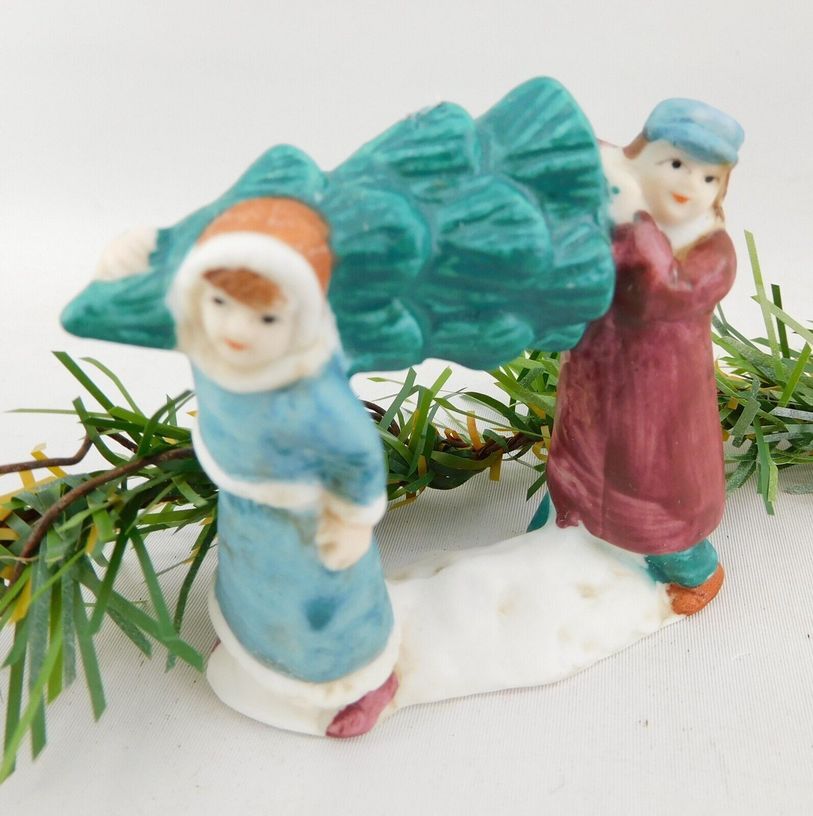 Brother and Sister Carrying Christmas Tree Figure Christmas Village Vtg Taiwan
